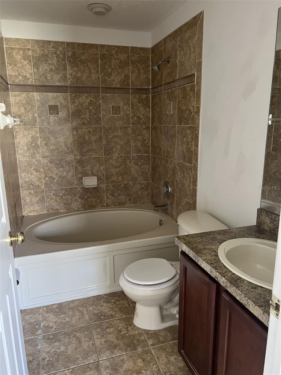 Image 5 of 5 For 5444 River Rock Road 5444