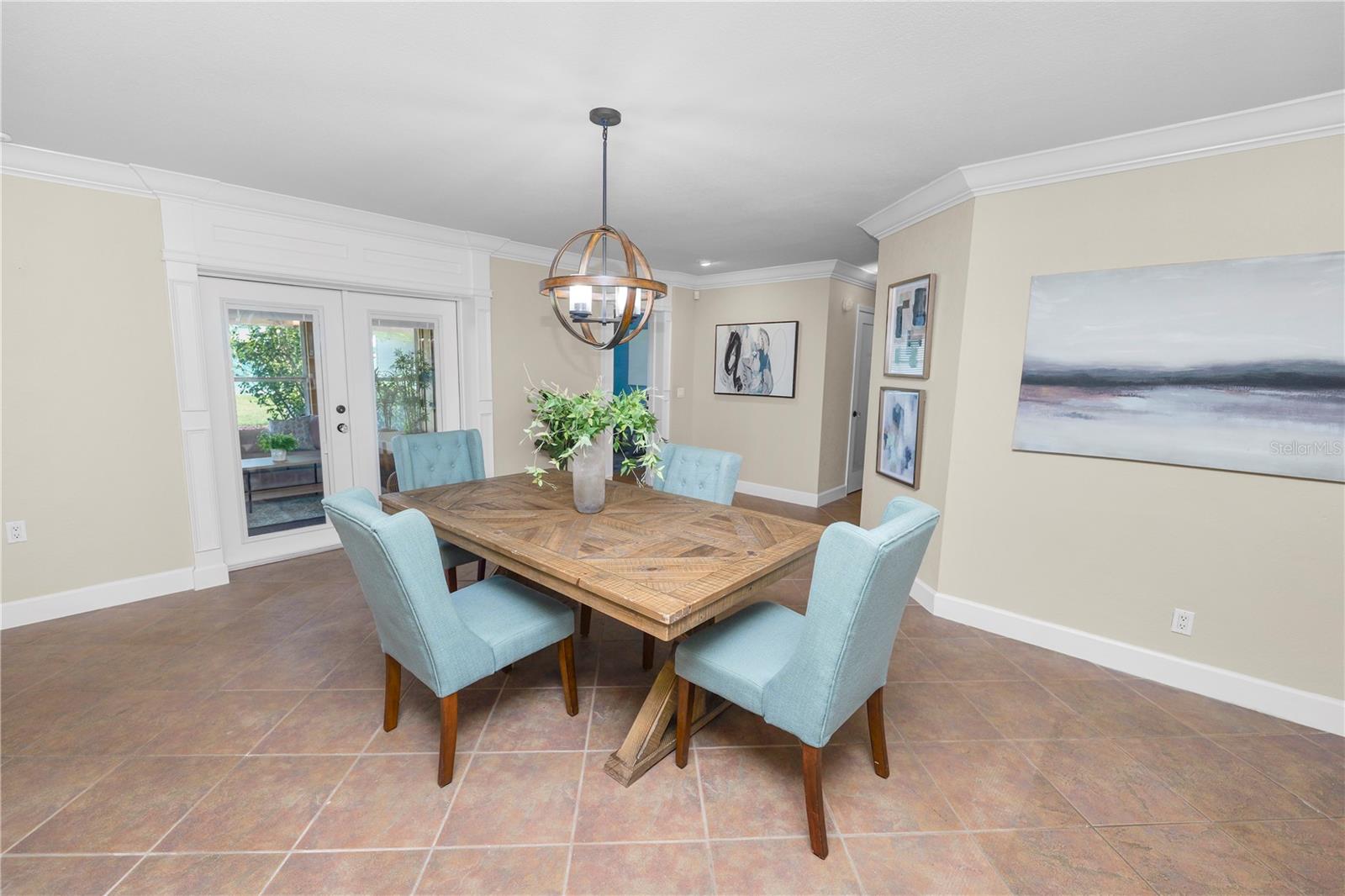 Image 13 of 44 For 5530 Driftwood Drive