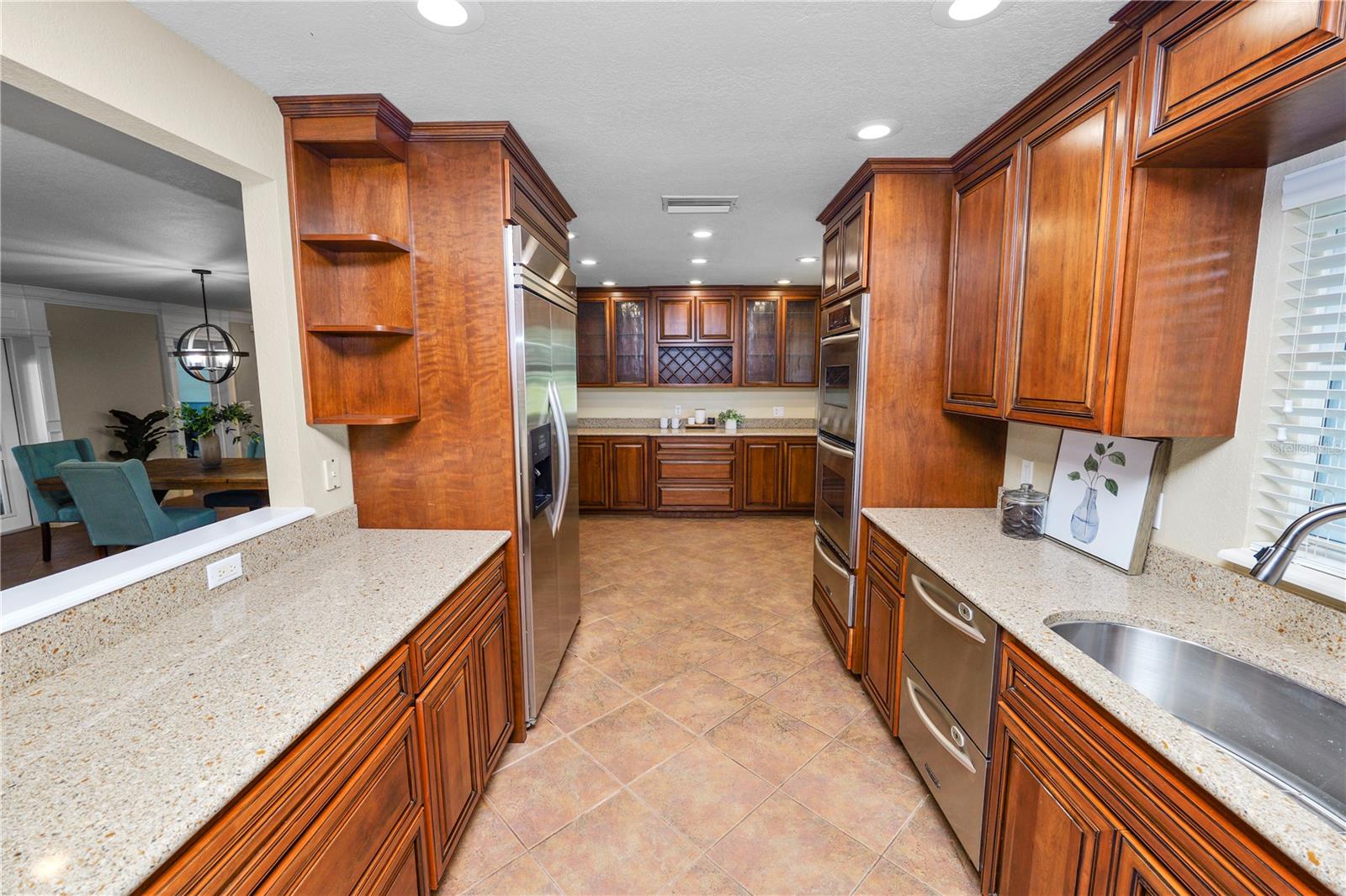 Image 19 of 44 For 5530 Driftwood Drive