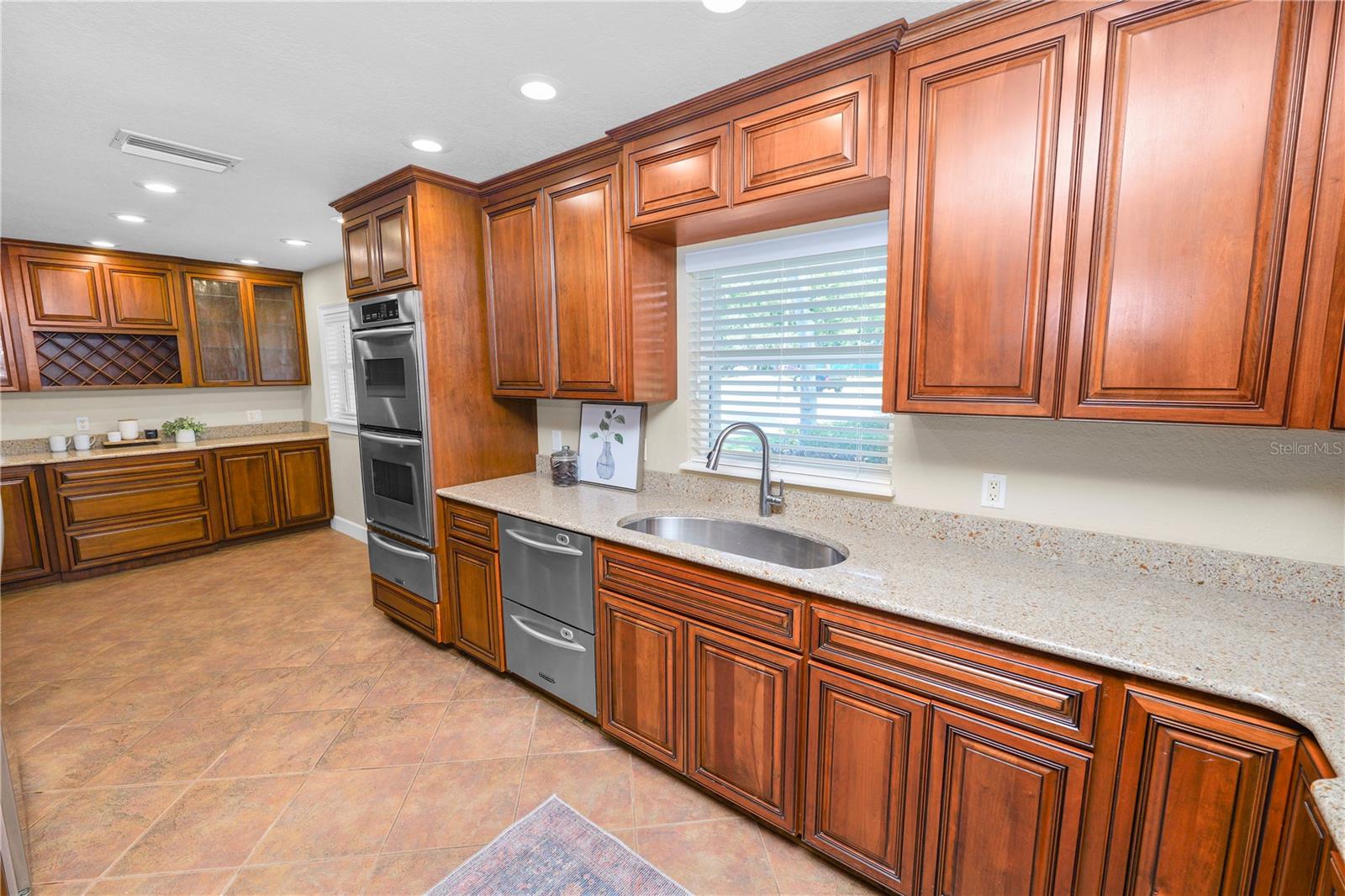 Image 20 of 44 For 5530 Driftwood Drive