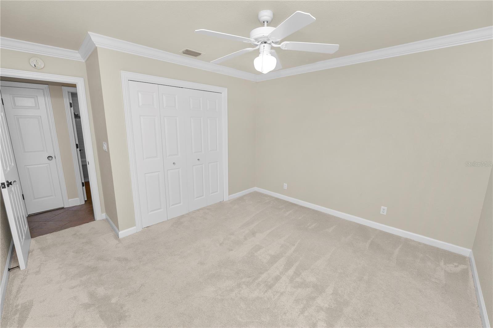 Image 33 of 44 For 5530 Driftwood Drive