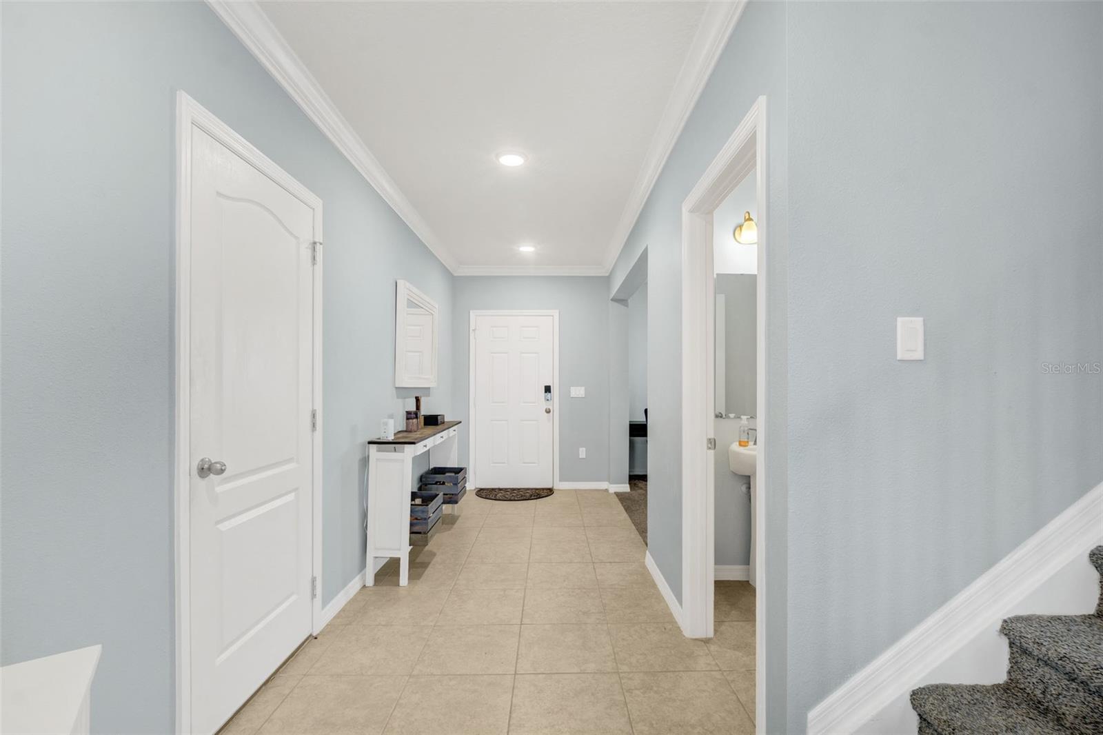 Image 16 of 52 For 871 Fillmore Court