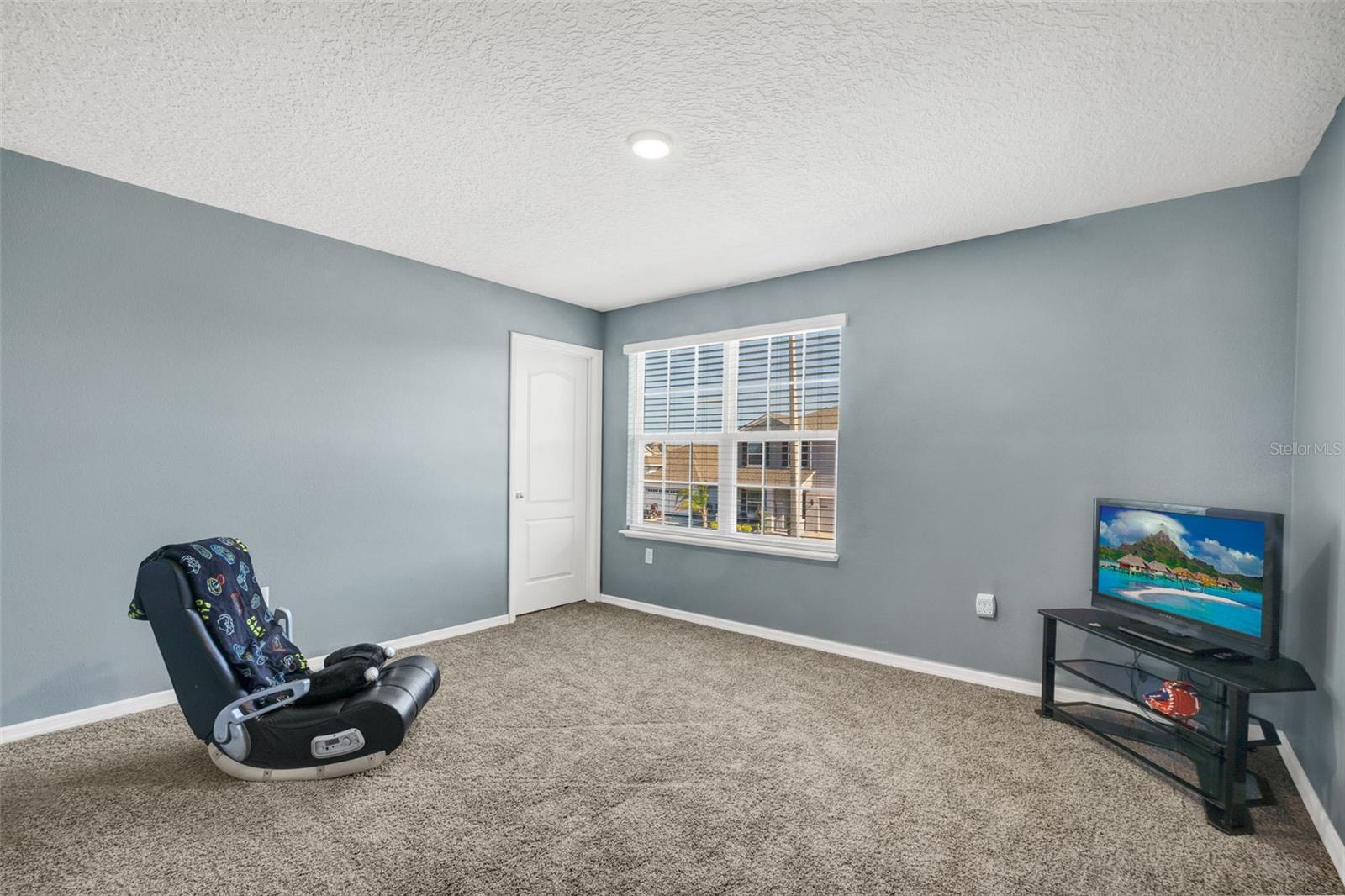 Image 41 of 52 For 871 Fillmore Court