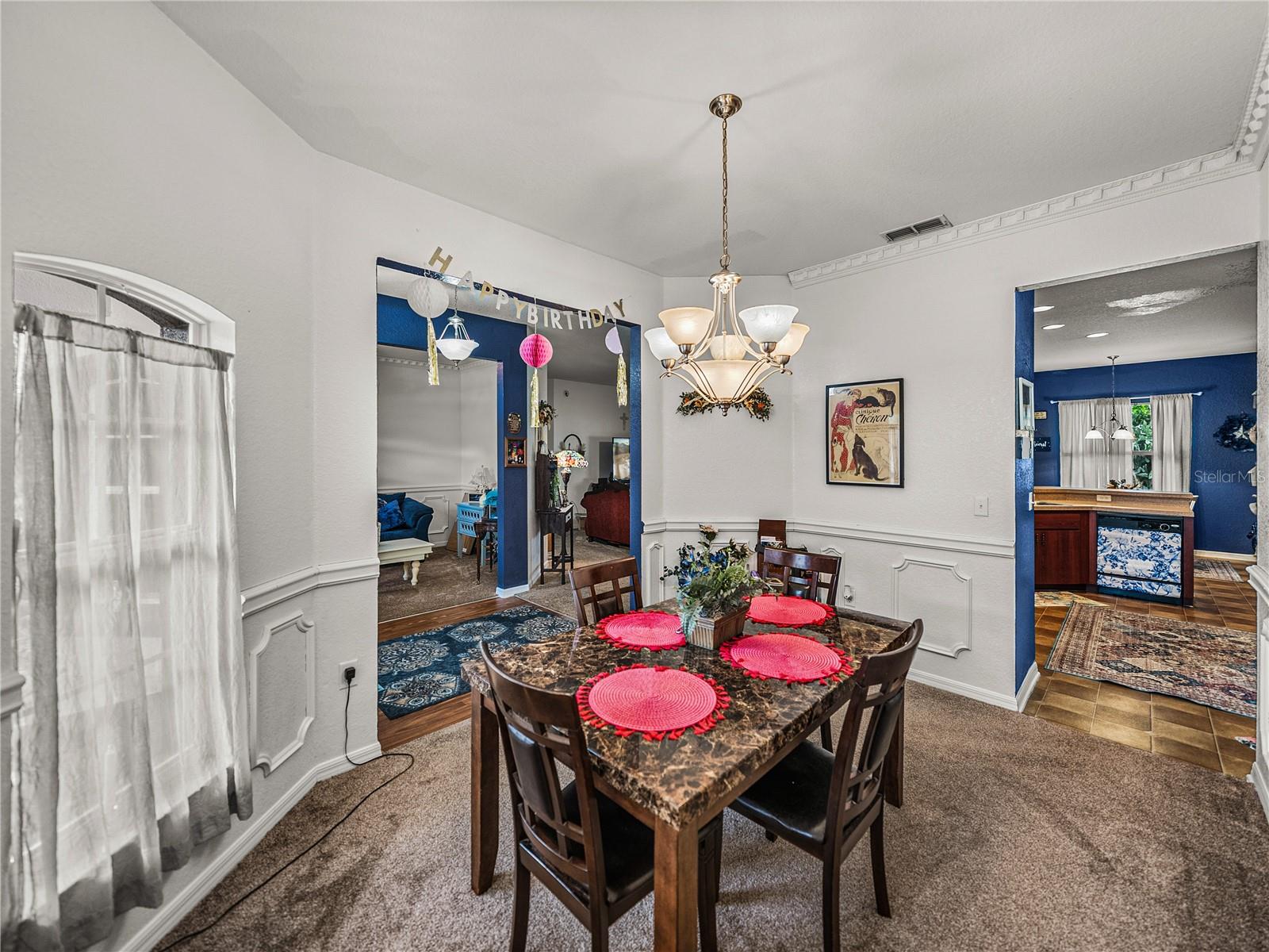 Image 11 of 54 For 2033 Normandy Heights Drive