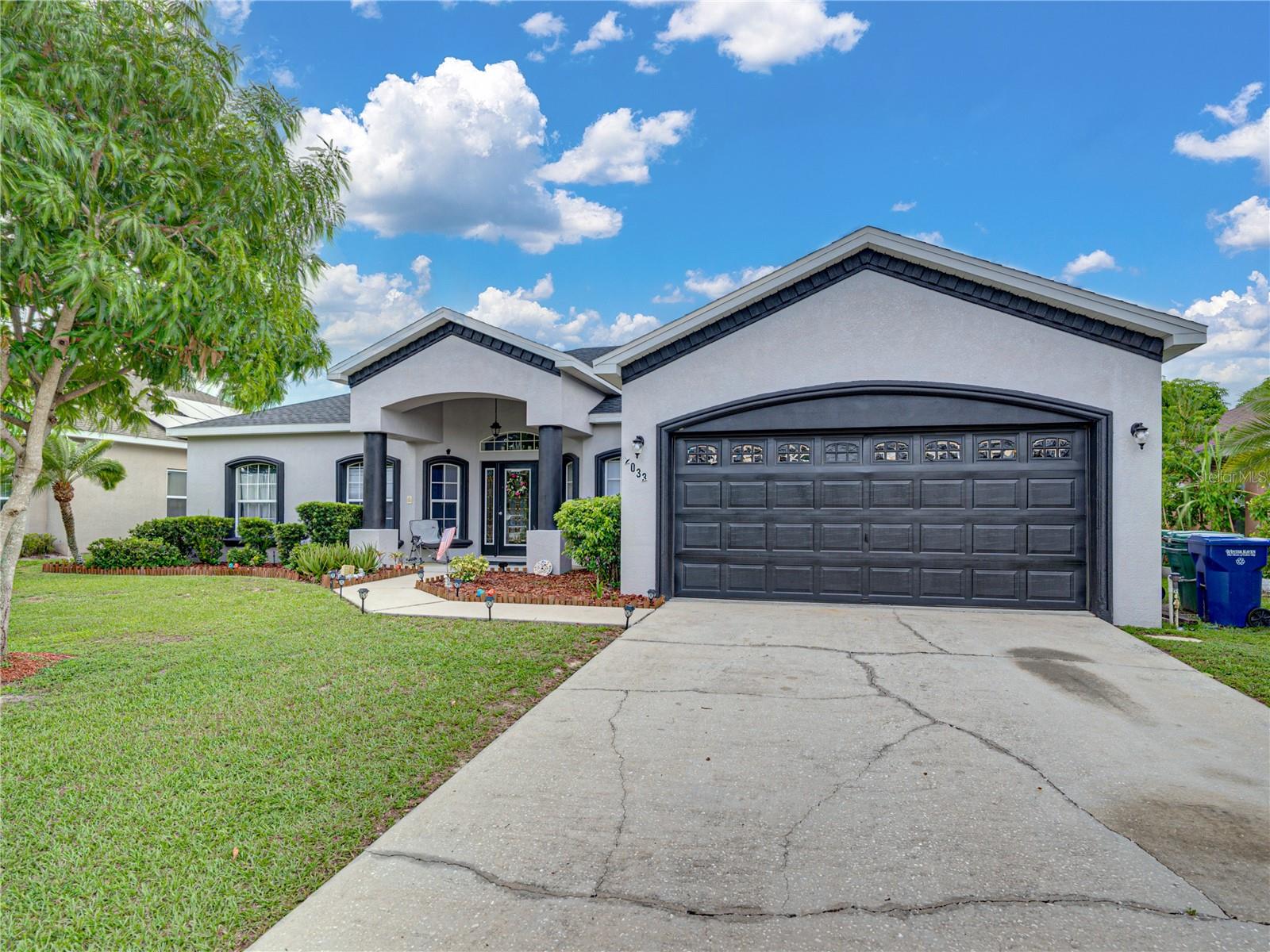 Image 3 of 54 For 2033 Normandy Heights Drive