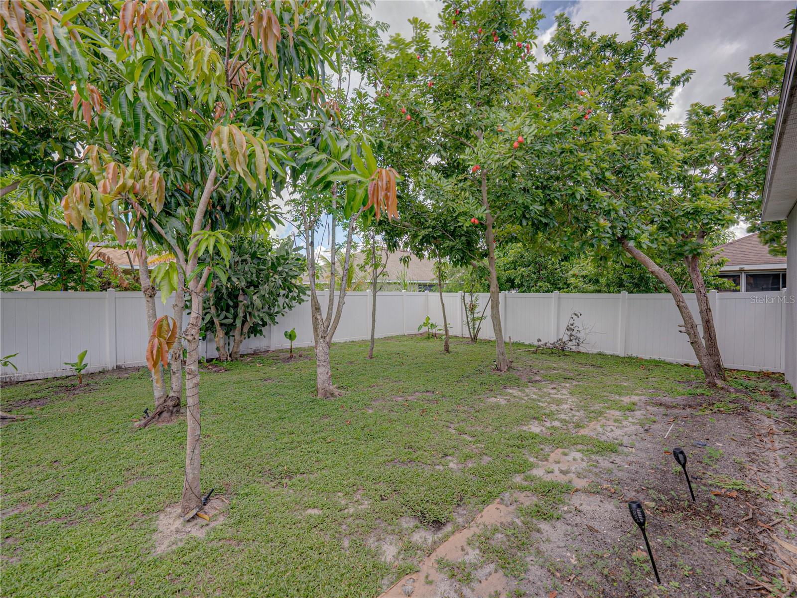 Image 45 of 54 For 2033 Normandy Heights Drive