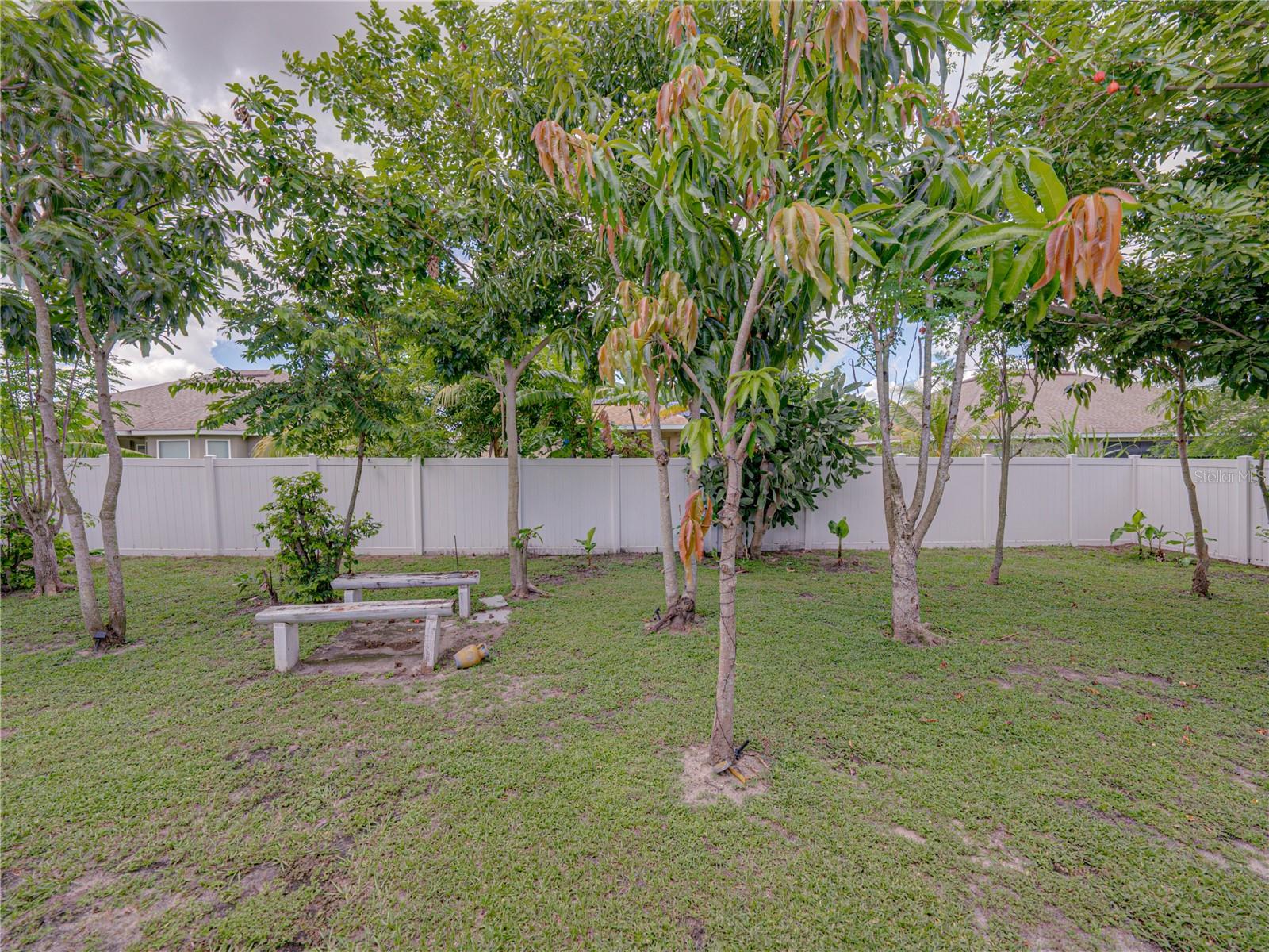 Image 46 of 54 For 2033 Normandy Heights Drive