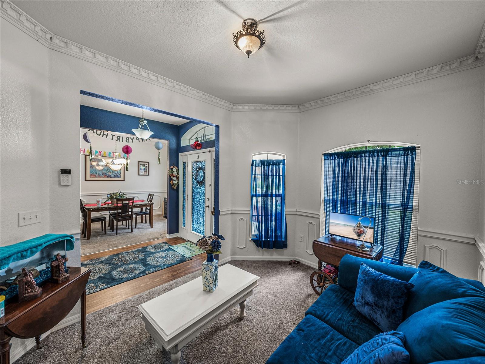 Image 7 of 54 For 2033 Normandy Heights Drive