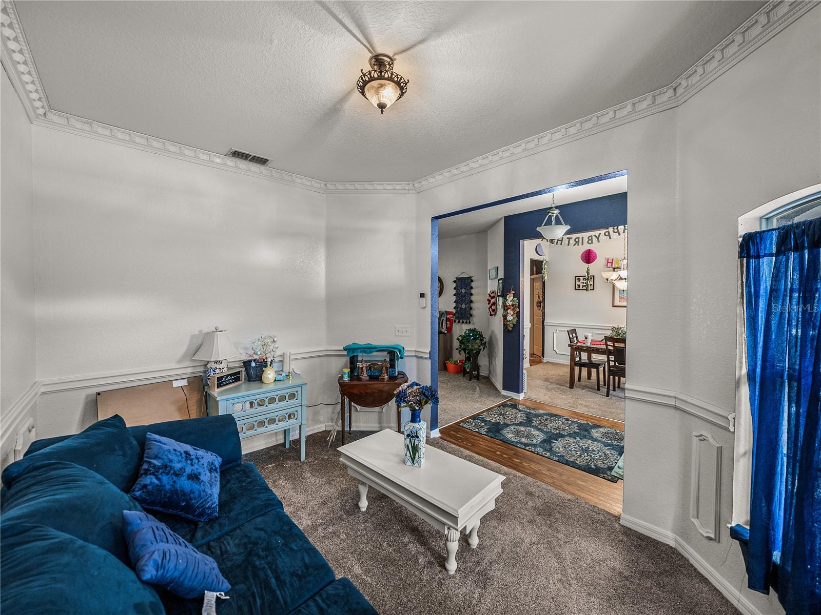 Image 8 of 54 For 2033 Normandy Heights Drive