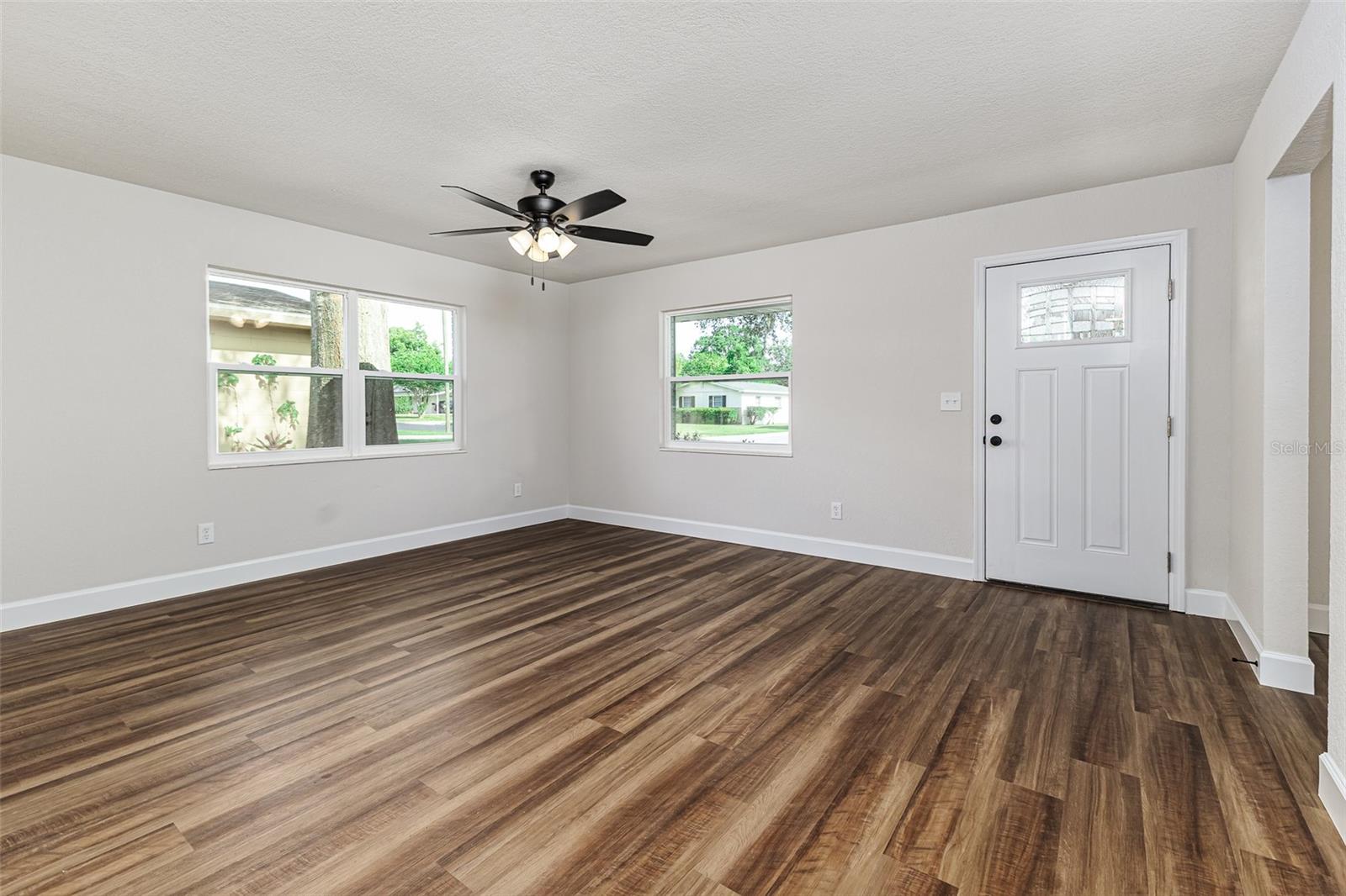 Image 2 of 26 For 637 Carey Place