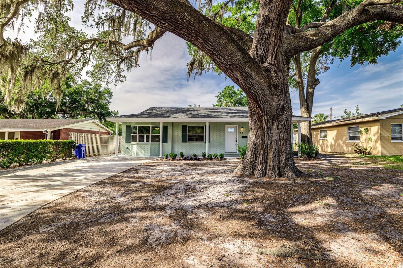 Image 20 of 26 For 637 Carey Place