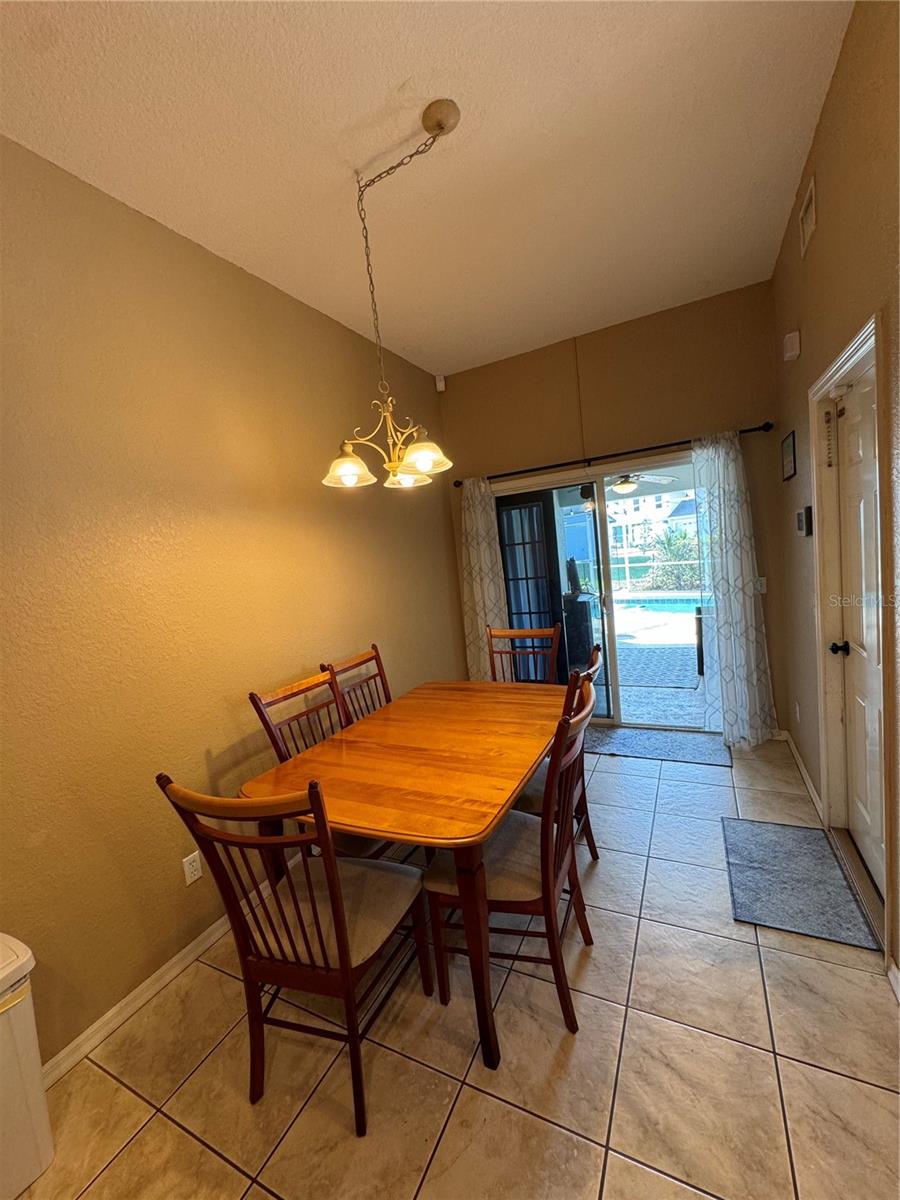 Image 20 of 41 For 244 Madalyn Court