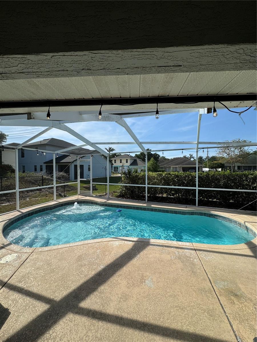 Image 22 of 41 For 244 Madalyn Court