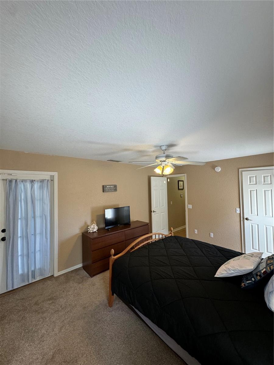 Image 34 of 41 For 244 Madalyn Court