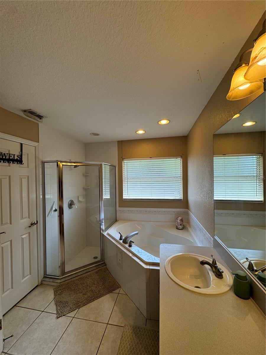 Image 36 of 41 For 244 Madalyn Court