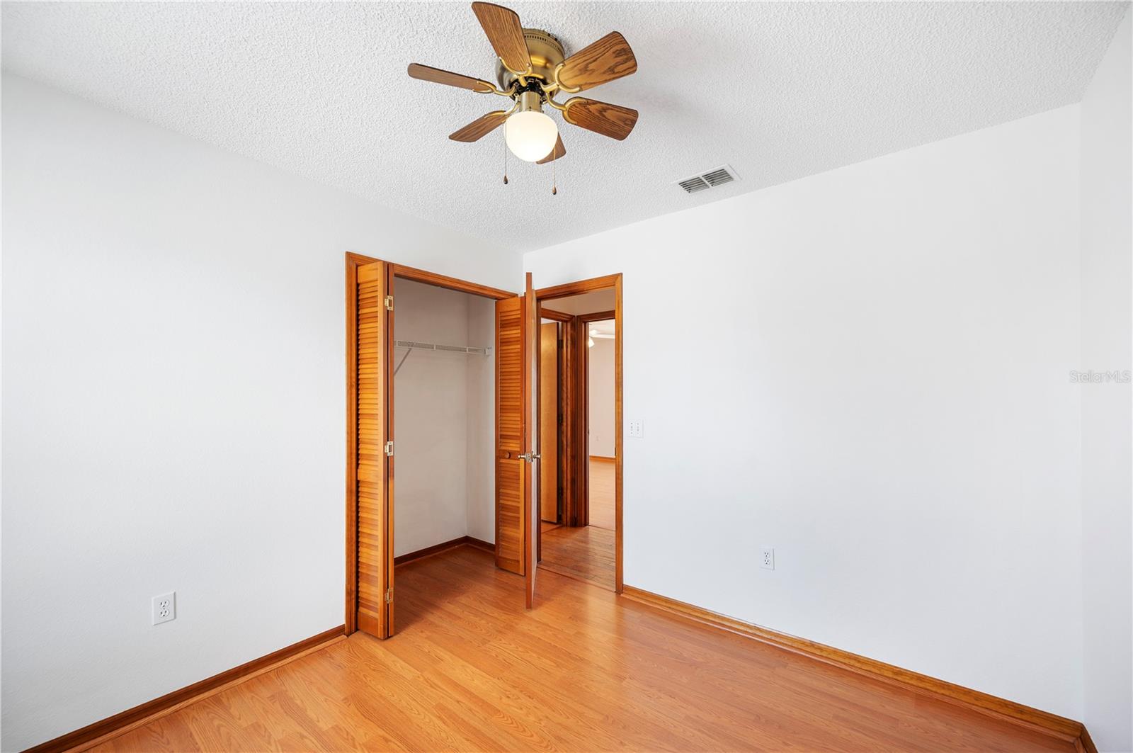 Image 20 of 35 For 3226 Cherry Hill Circle S