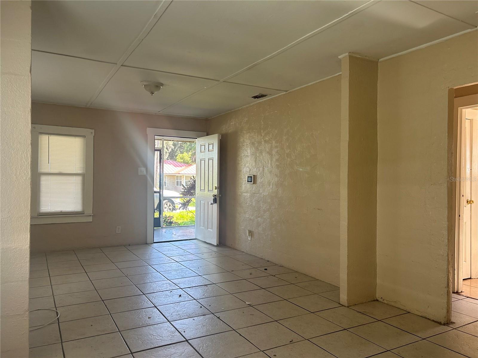Image 9 of 17 For 711 Valencia Street