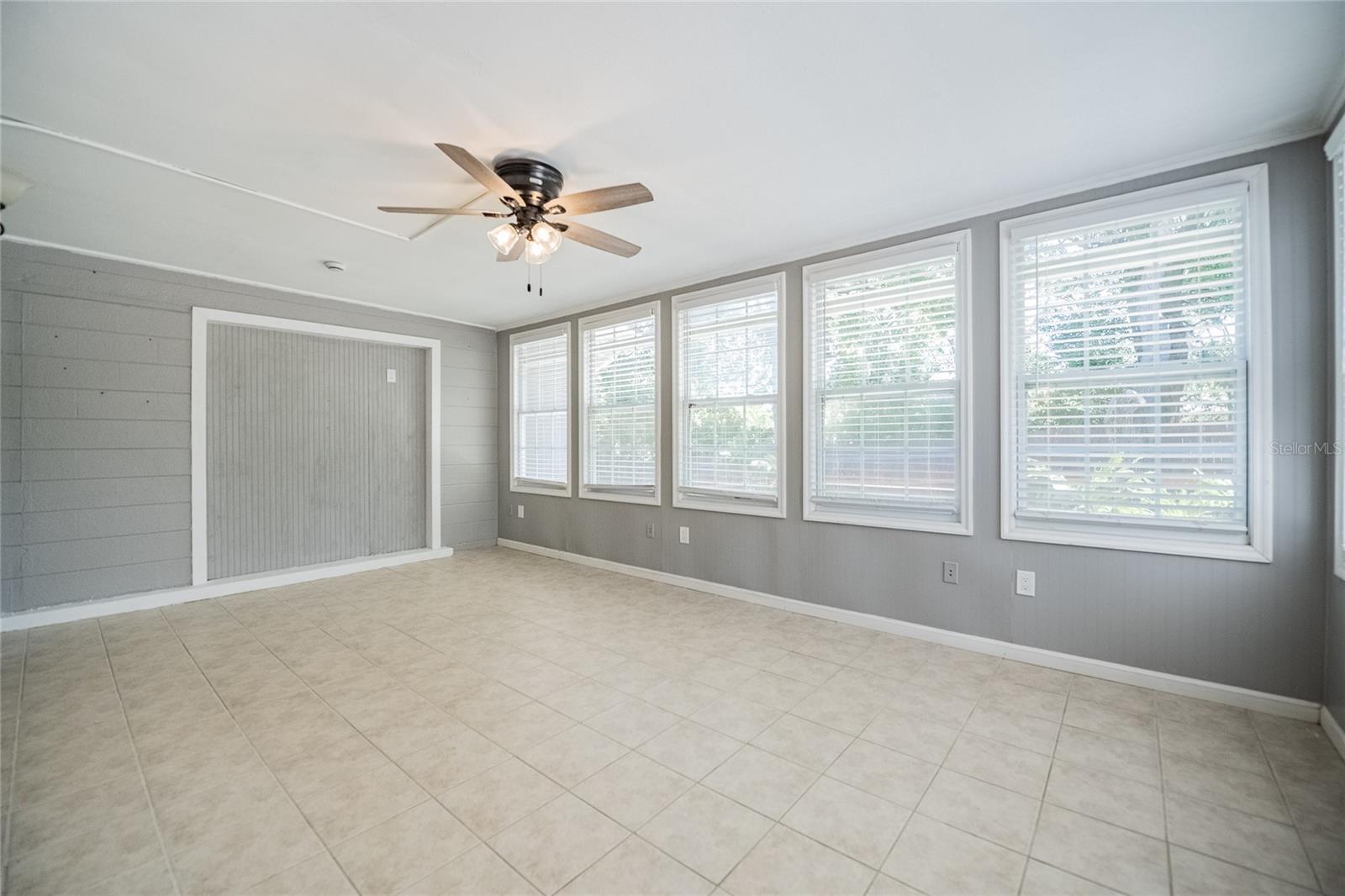 Image 12 of 44 For 3880 Cleveland Heights Boulevard