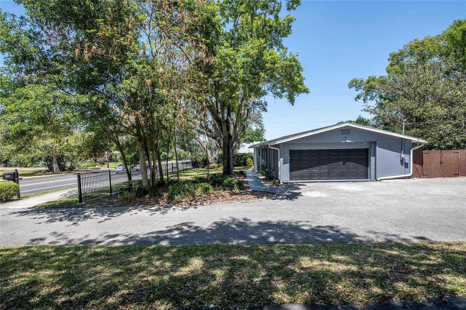 Image 41 of 44 For 3880 Cleveland Heights Boulevard