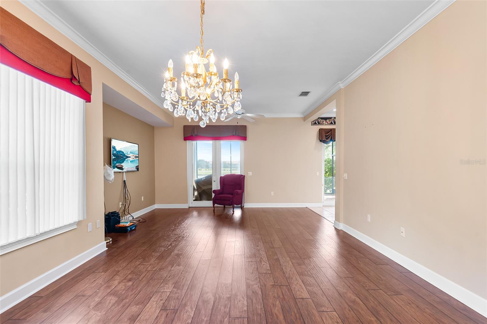 Image 20 of 61 For 2820 Prestwick Drive