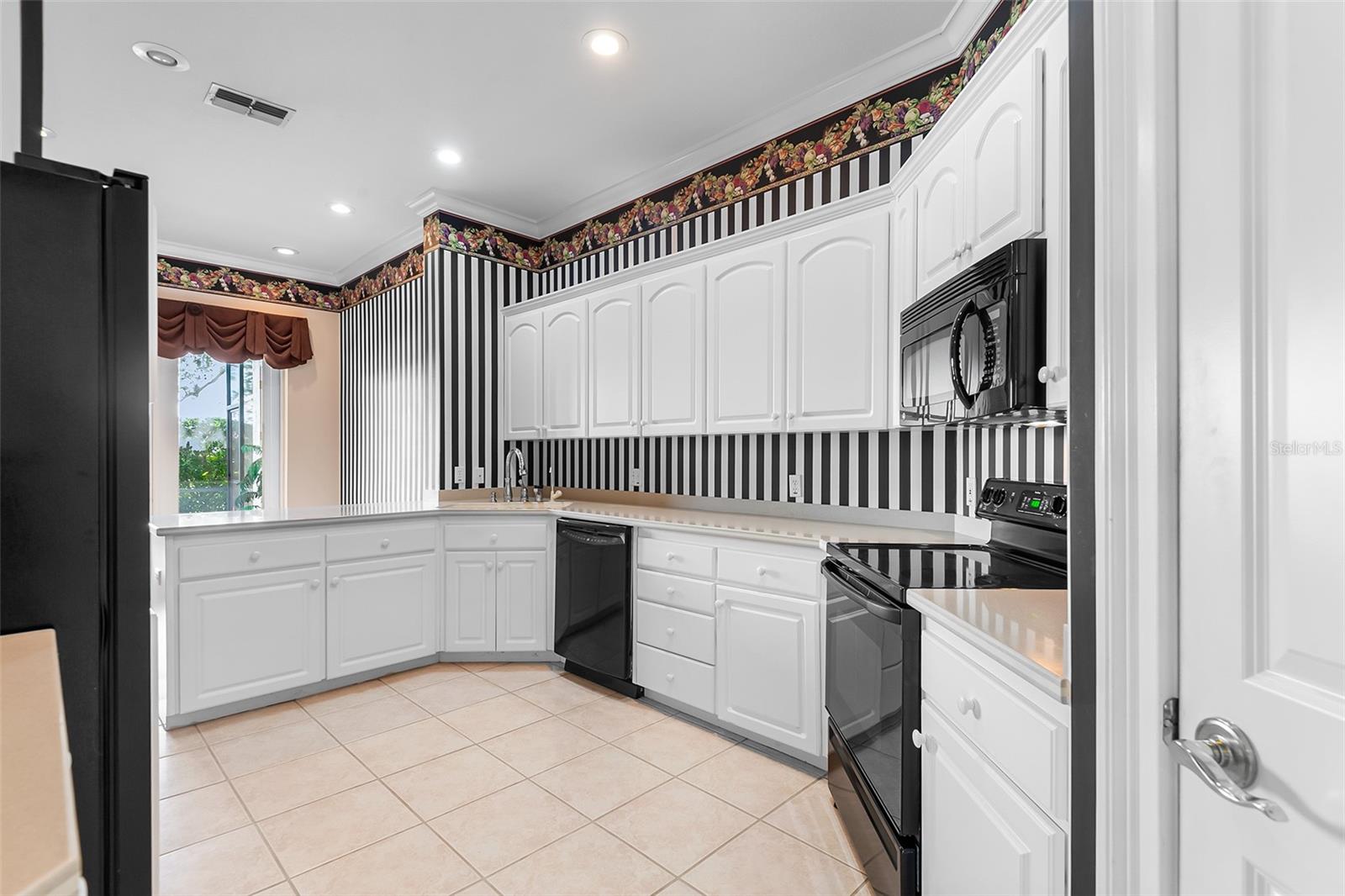 Image 33 of 61 For 2820 Prestwick Drive