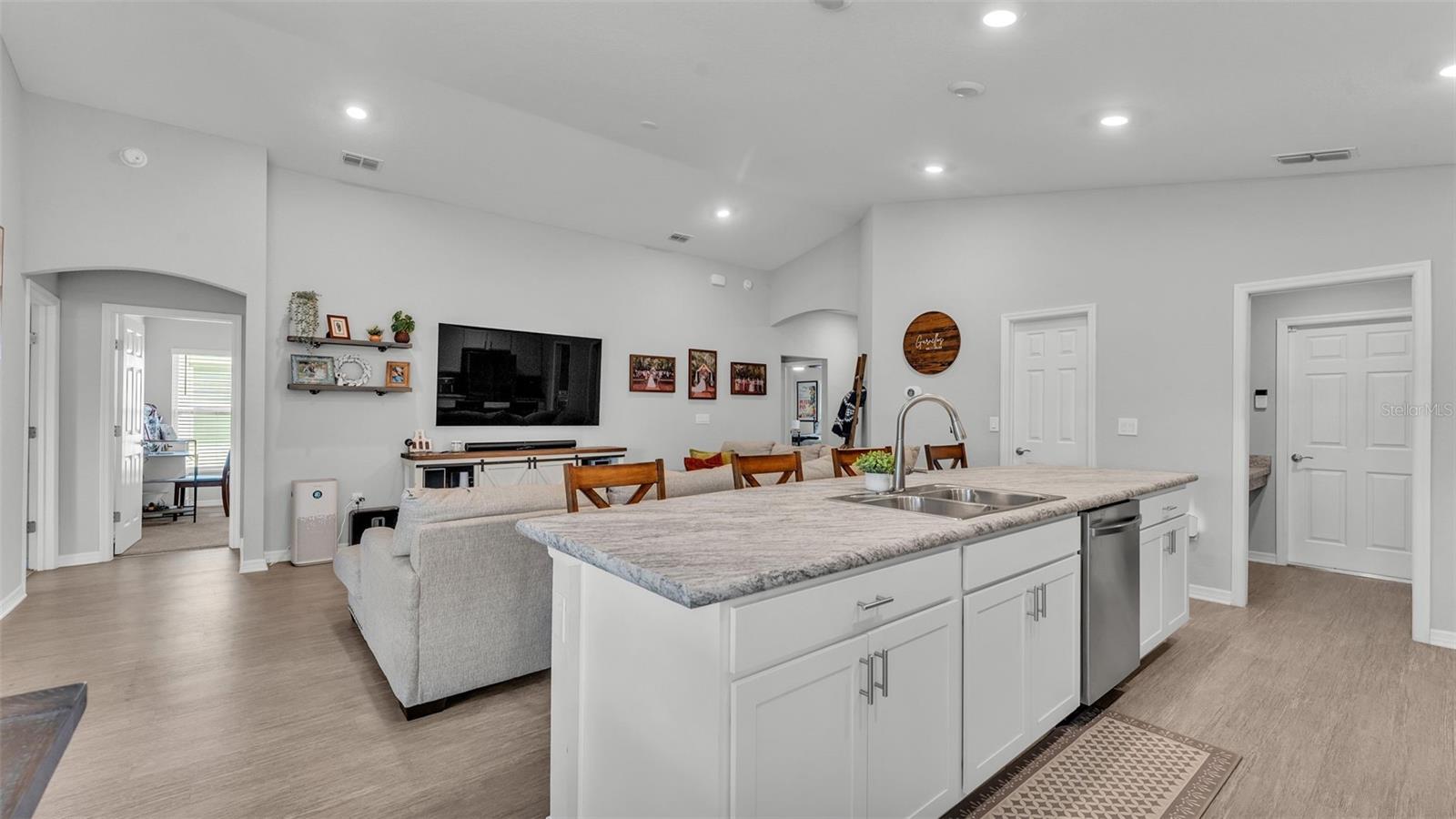 Image 10 of 48 For 2611 San Marco Way