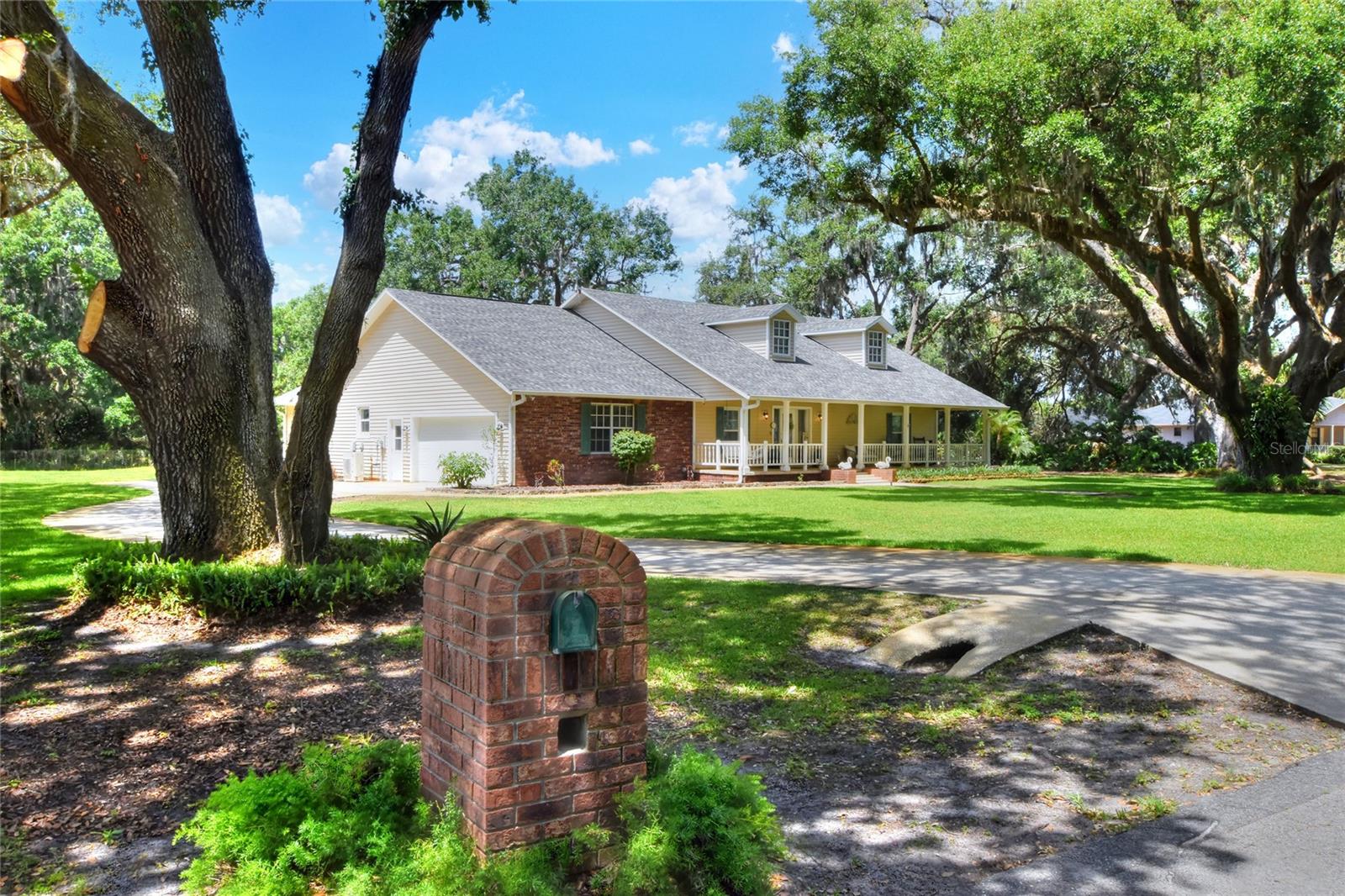 Image 46 of 57 For 930 Country Oaks Lane