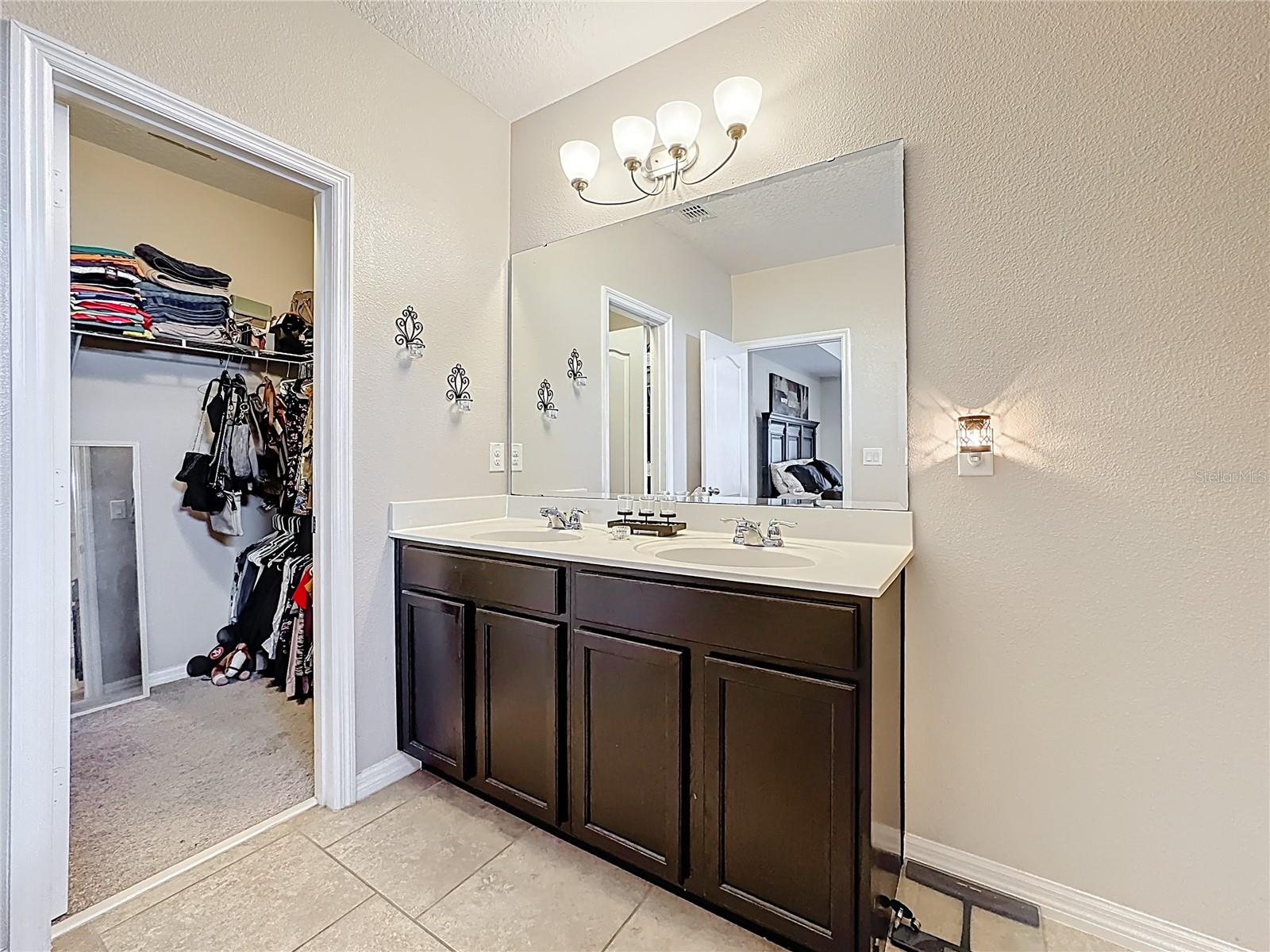 Image 36 of 44 For 2112 Betsy Ross Lane