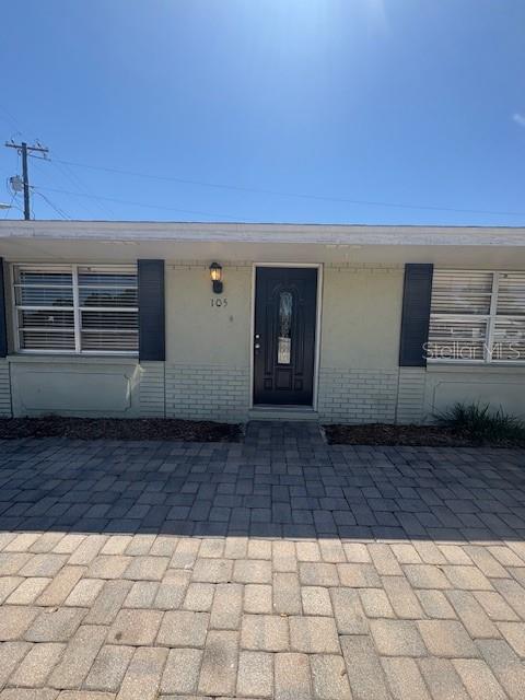 Image 3 of 19 For 105 Sunshine Boulevard