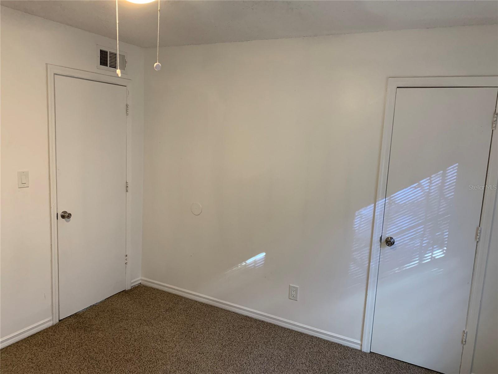 Image 6 of 9 For 2302 Maki Road 35