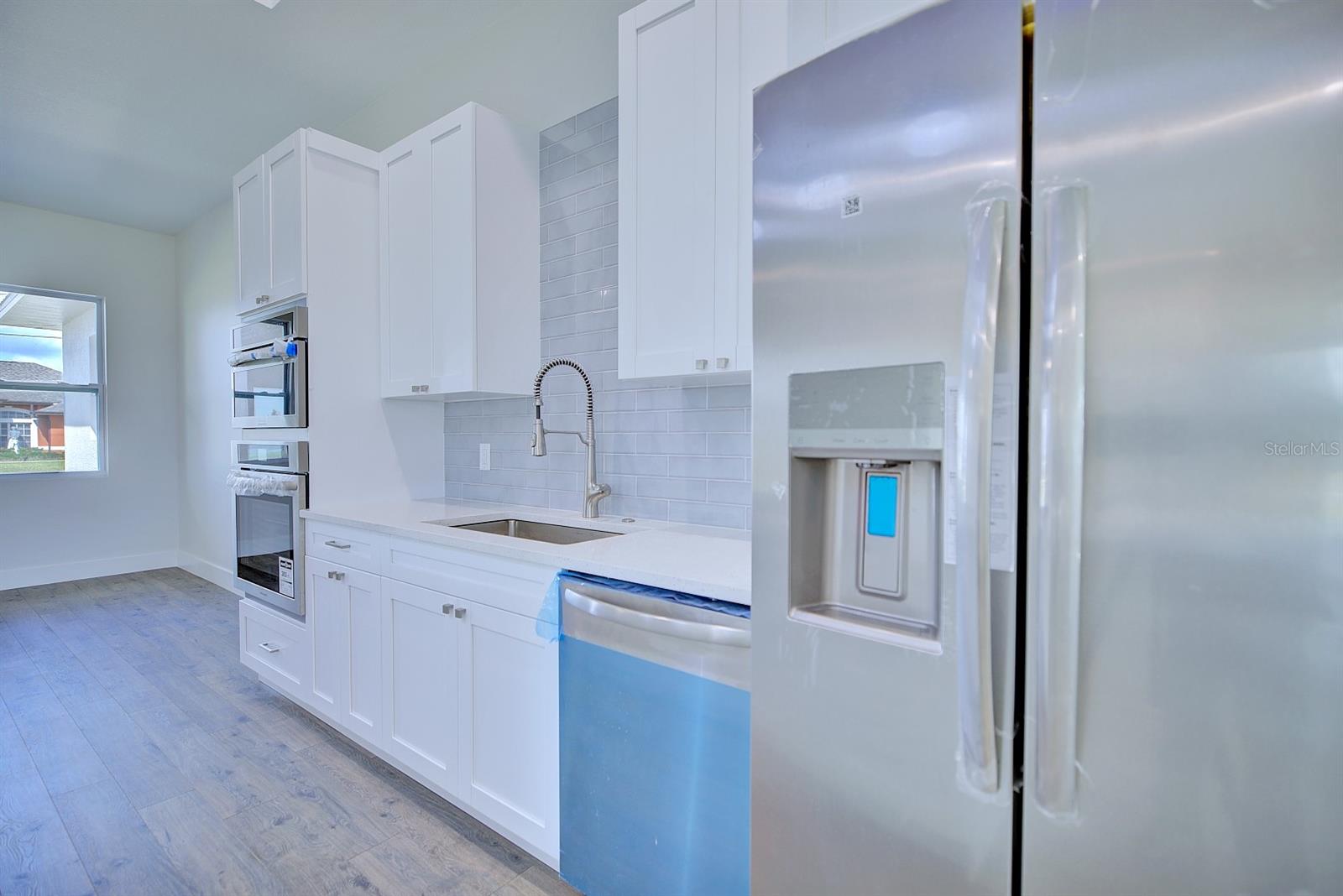 Image 8 of 38 For 5224 Columbus Boulevard
