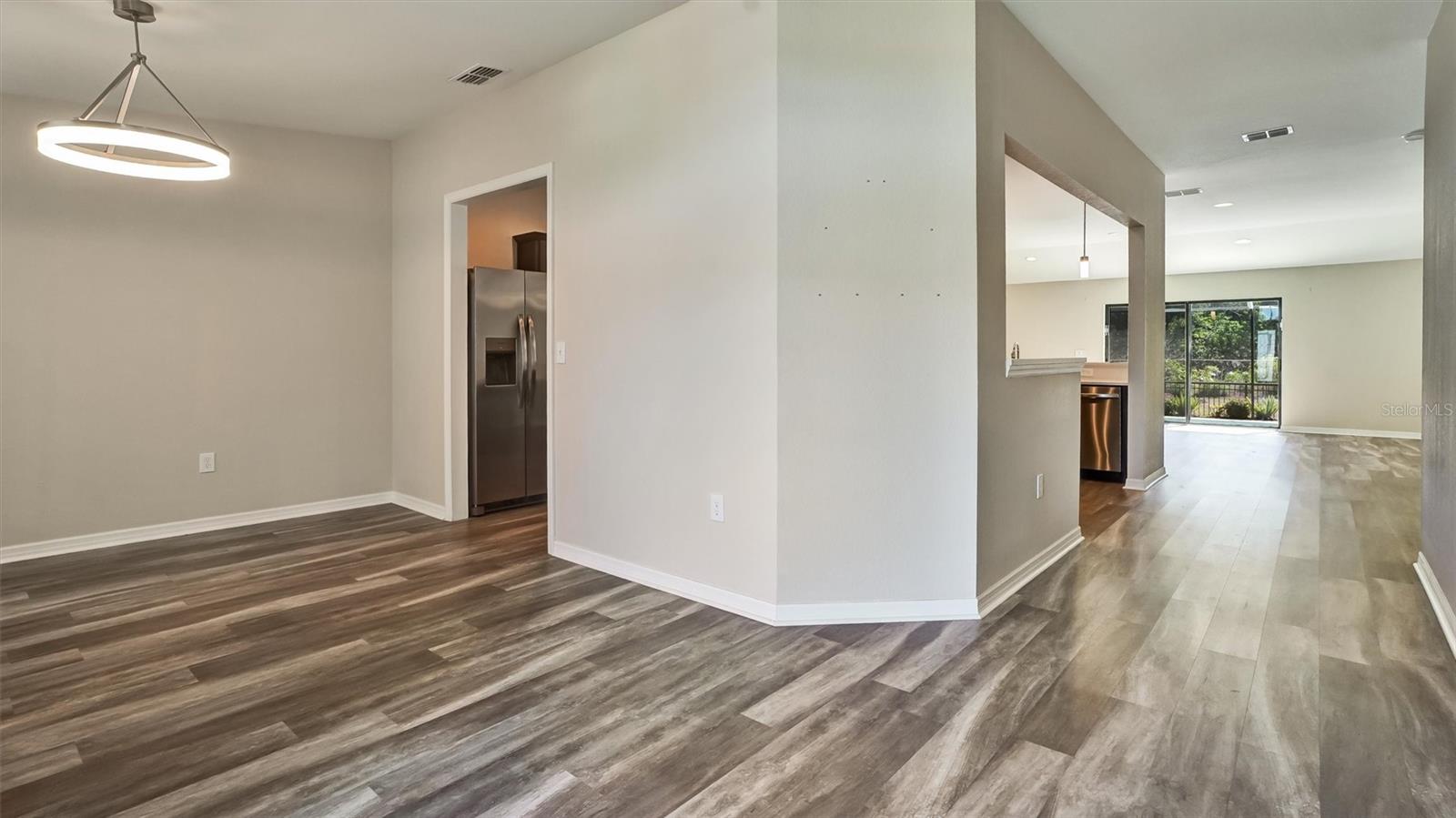 Image 3 of 16 For 246 Cove At Eagle Lake Circle