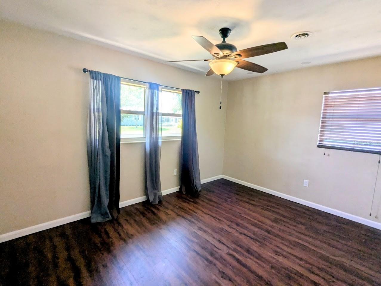 Image 6 of 10 For 211 Carey Place