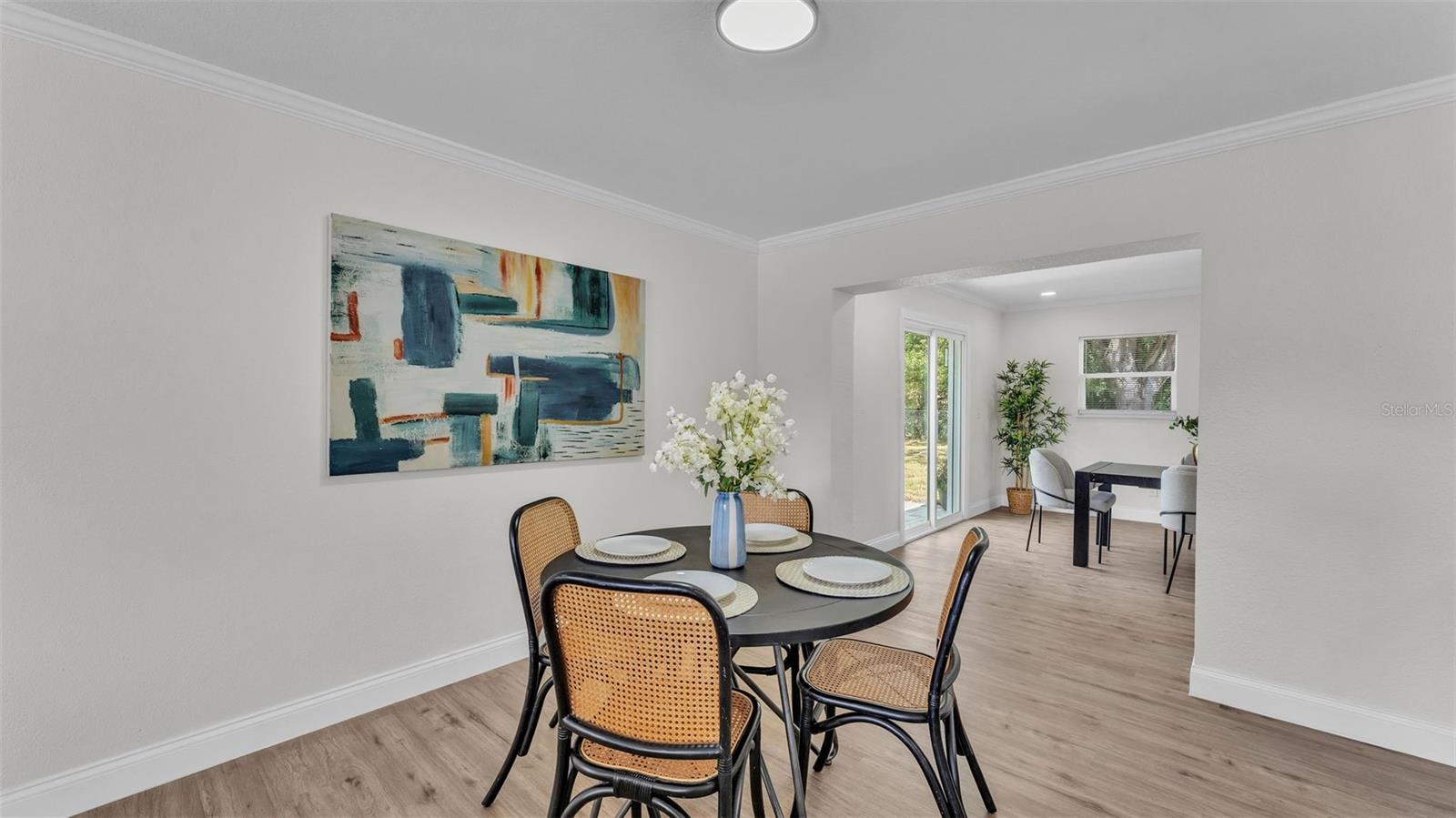 Image 17 of 32 For 4028 Wellington Drive