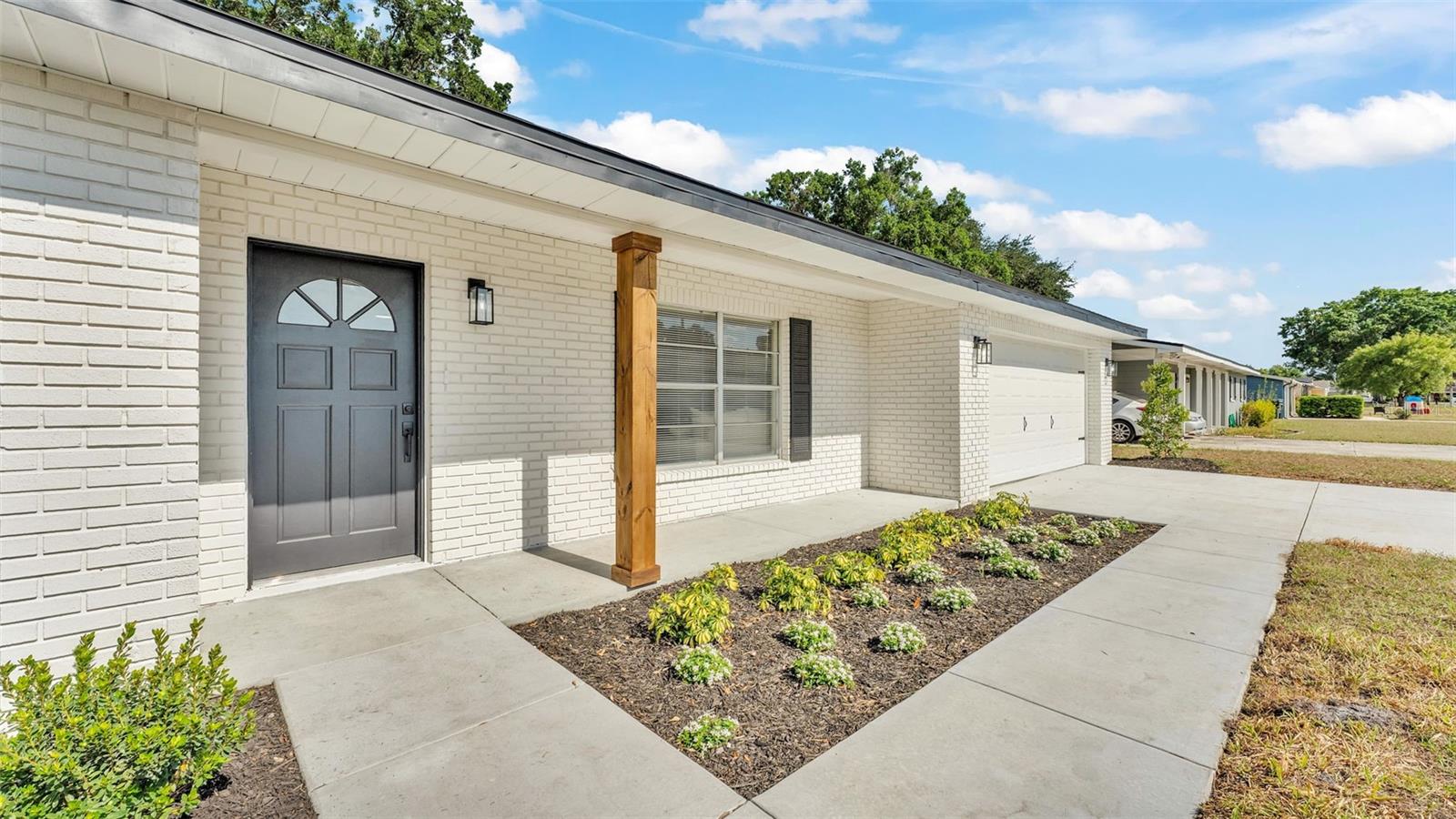 Image 2 of 32 For 4028 Wellington Drive