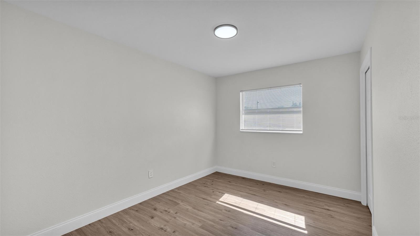 Image 31 of 32 For 4028 Wellington Drive