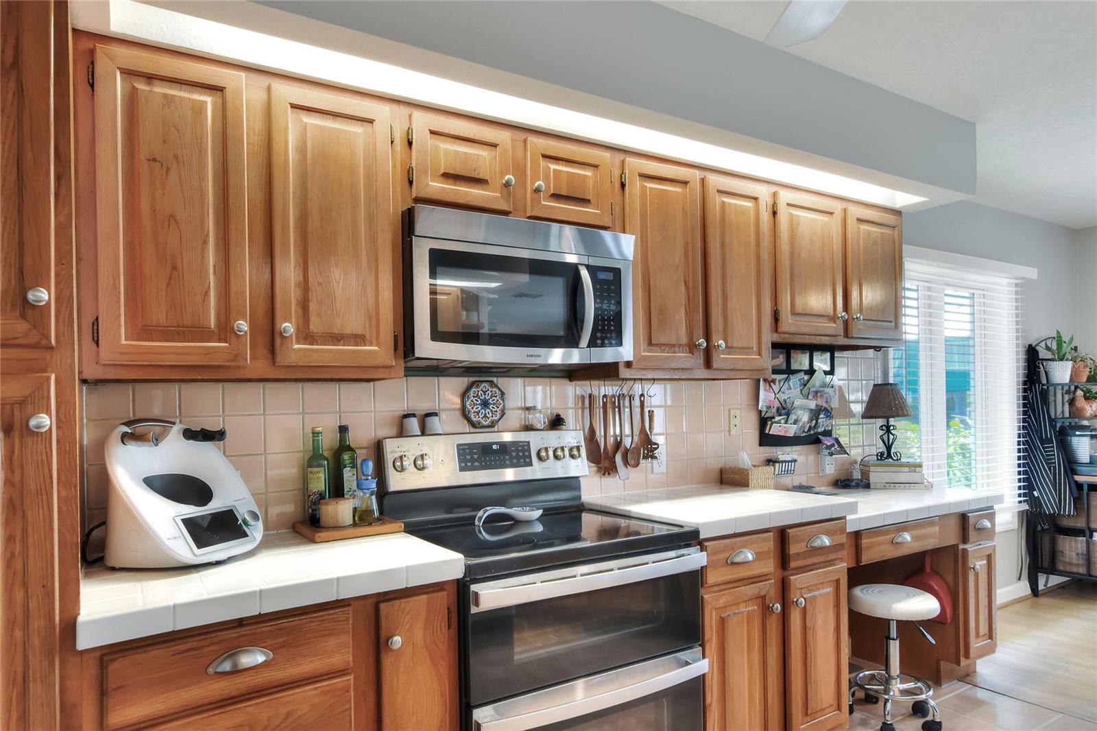 Image 15 of 70 For 4116 4th Avenue Ne