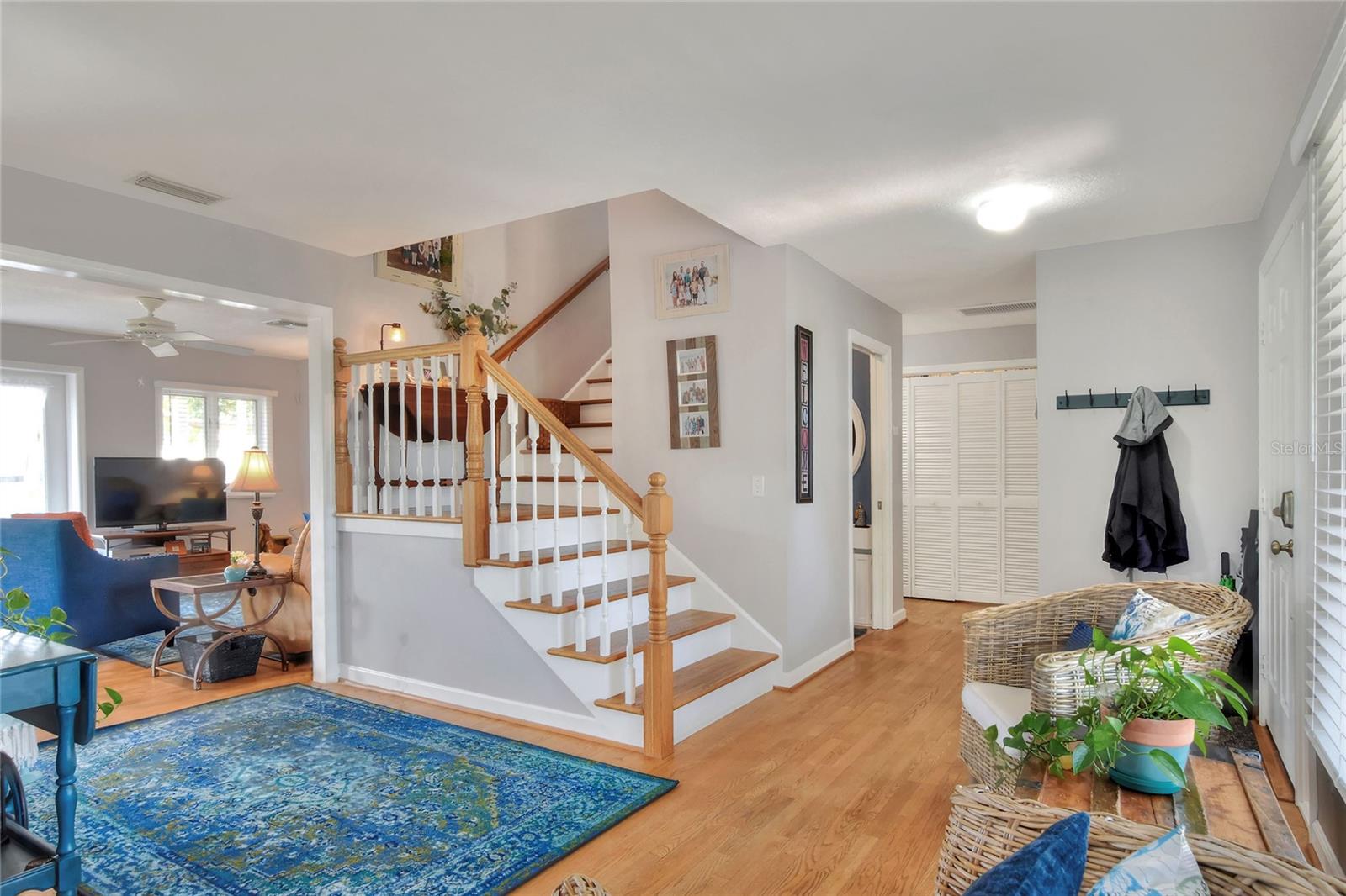 Image 9 of 70 For 4116 4th Avenue Ne