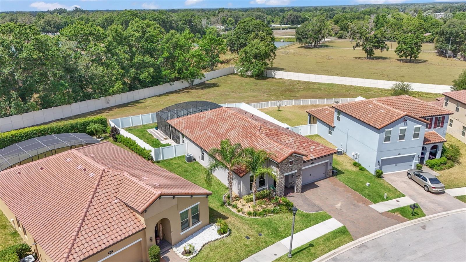 Image 6 of 56 For 2277 Bella Luna Circle