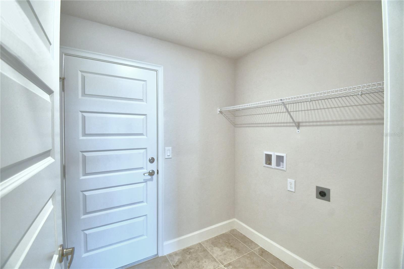 Image 13 of 48 For 580 Jett Lane
