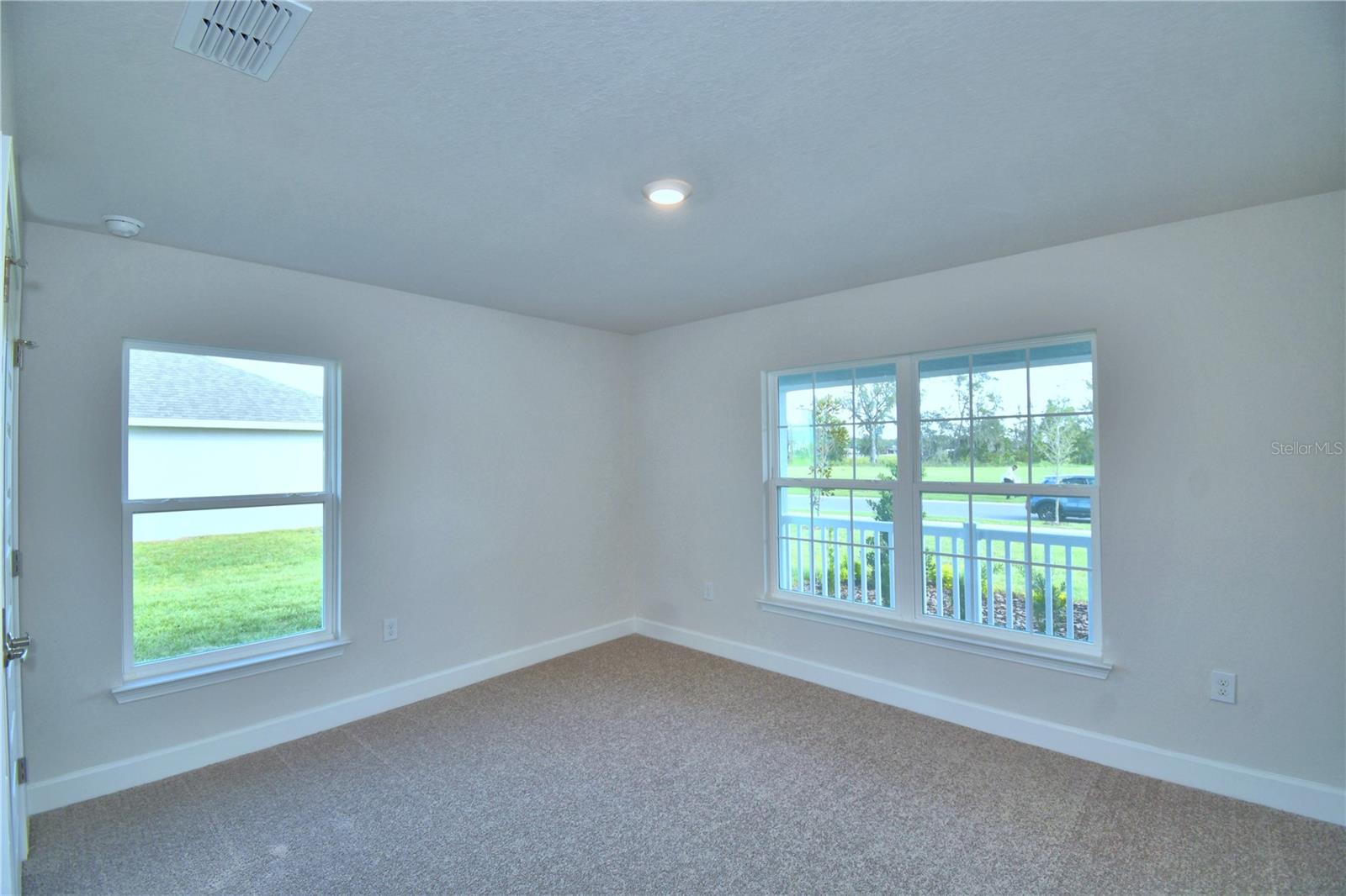 Image 18 of 48 For 580 Jett Lane