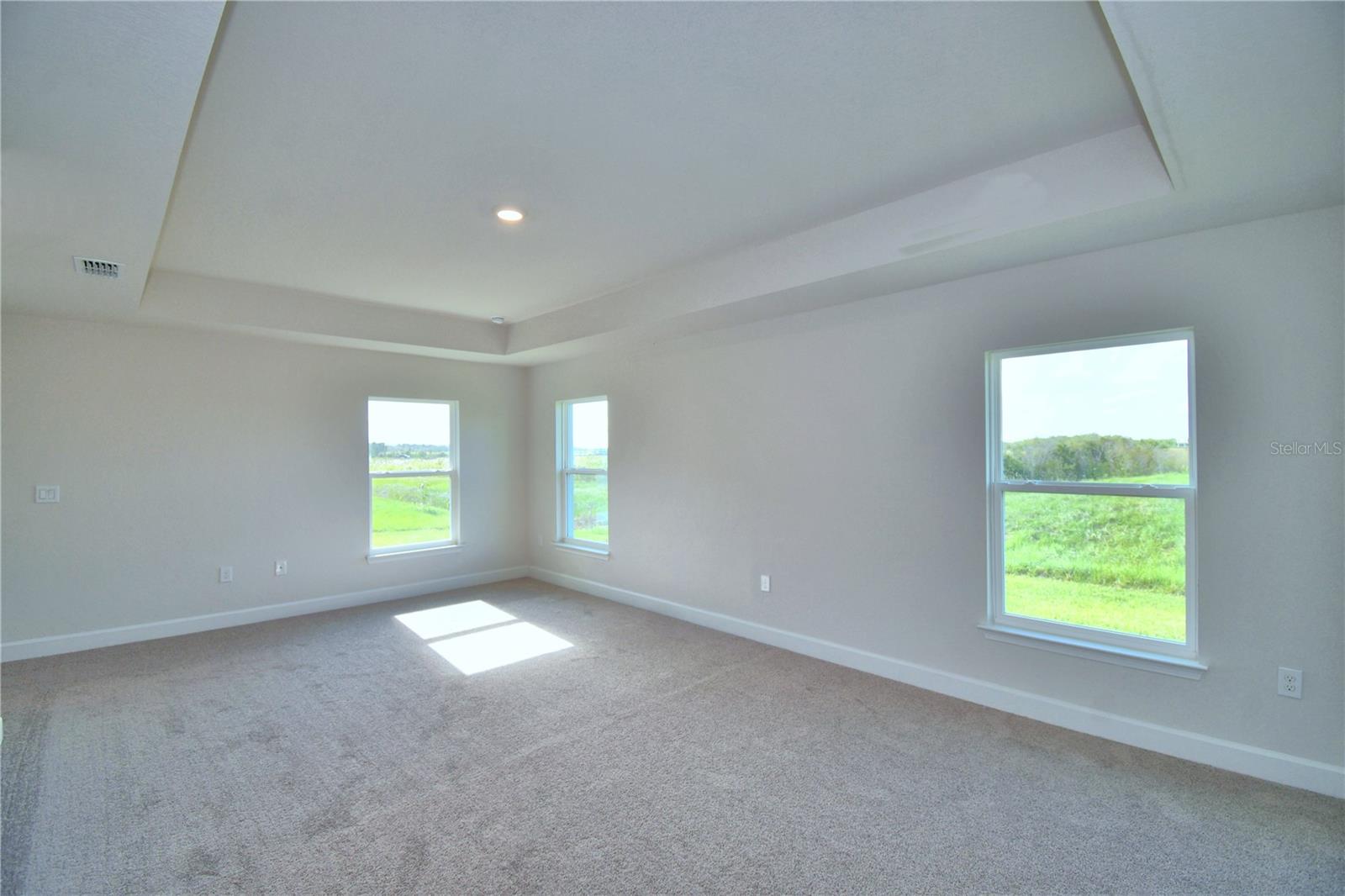 Image 32 of 48 For 580 Jett Lane