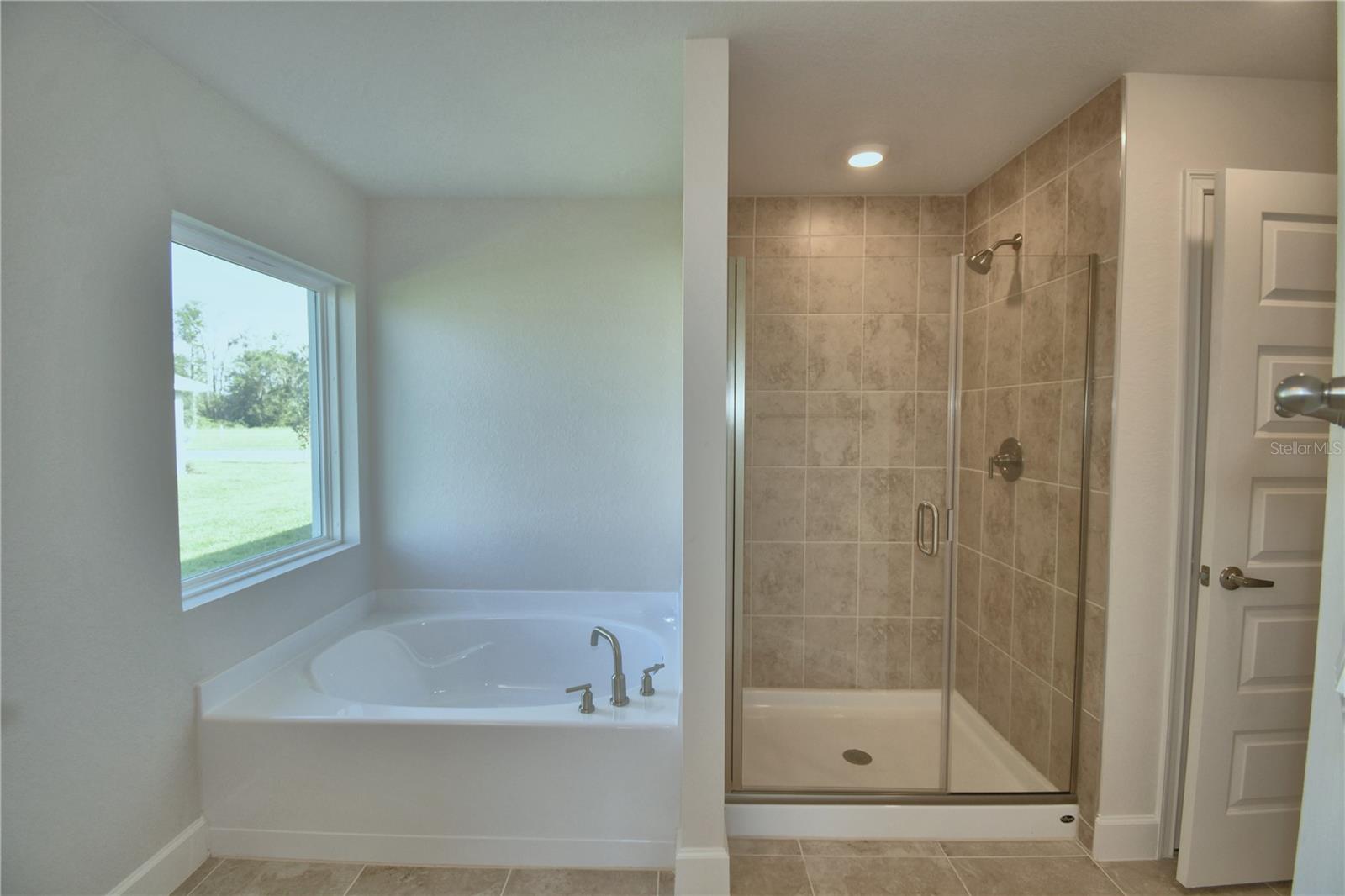 Image 34 of 48 For 580 Jett Lane