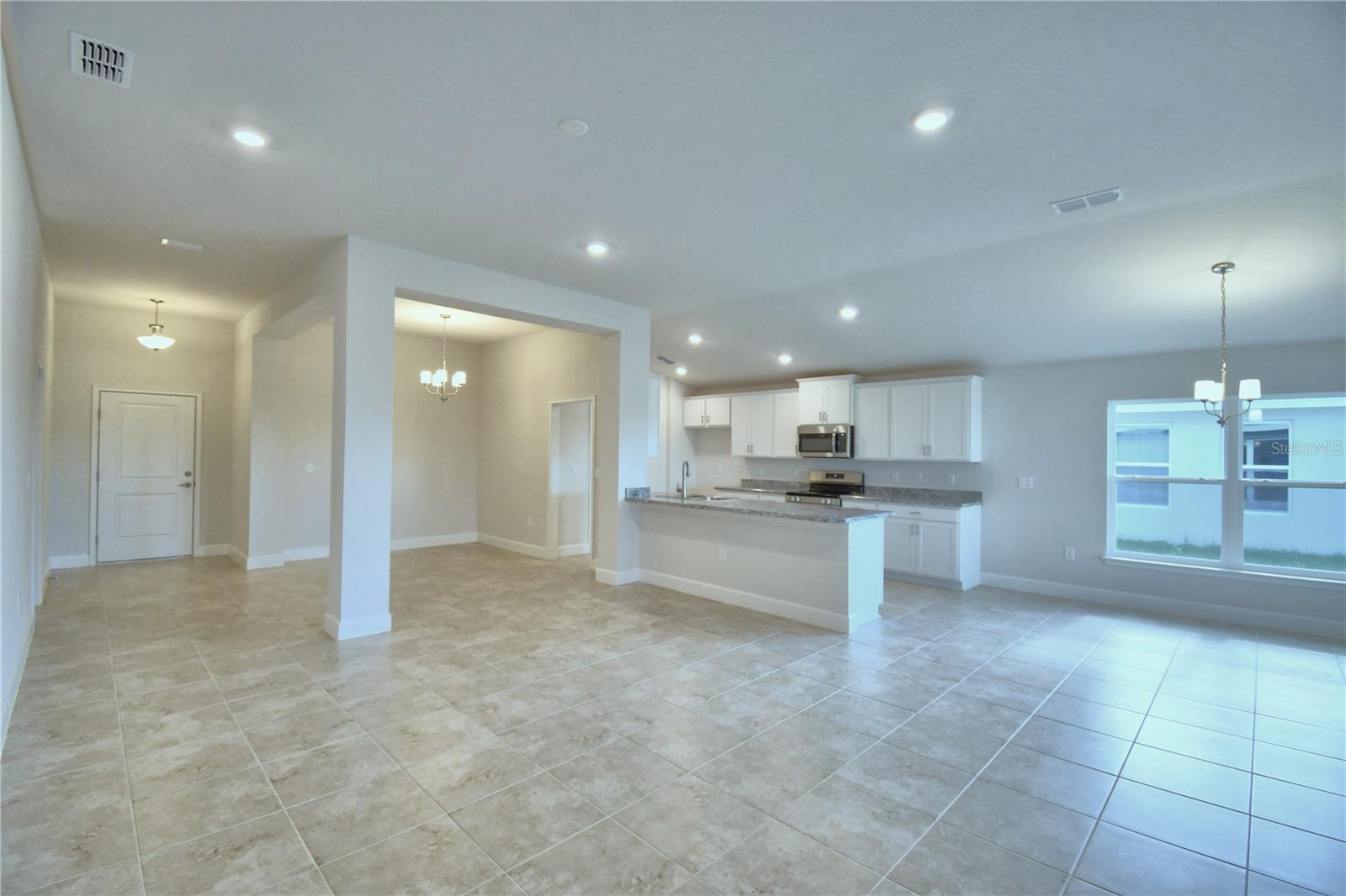 Image 5 of 48 For 580 Jett Lane