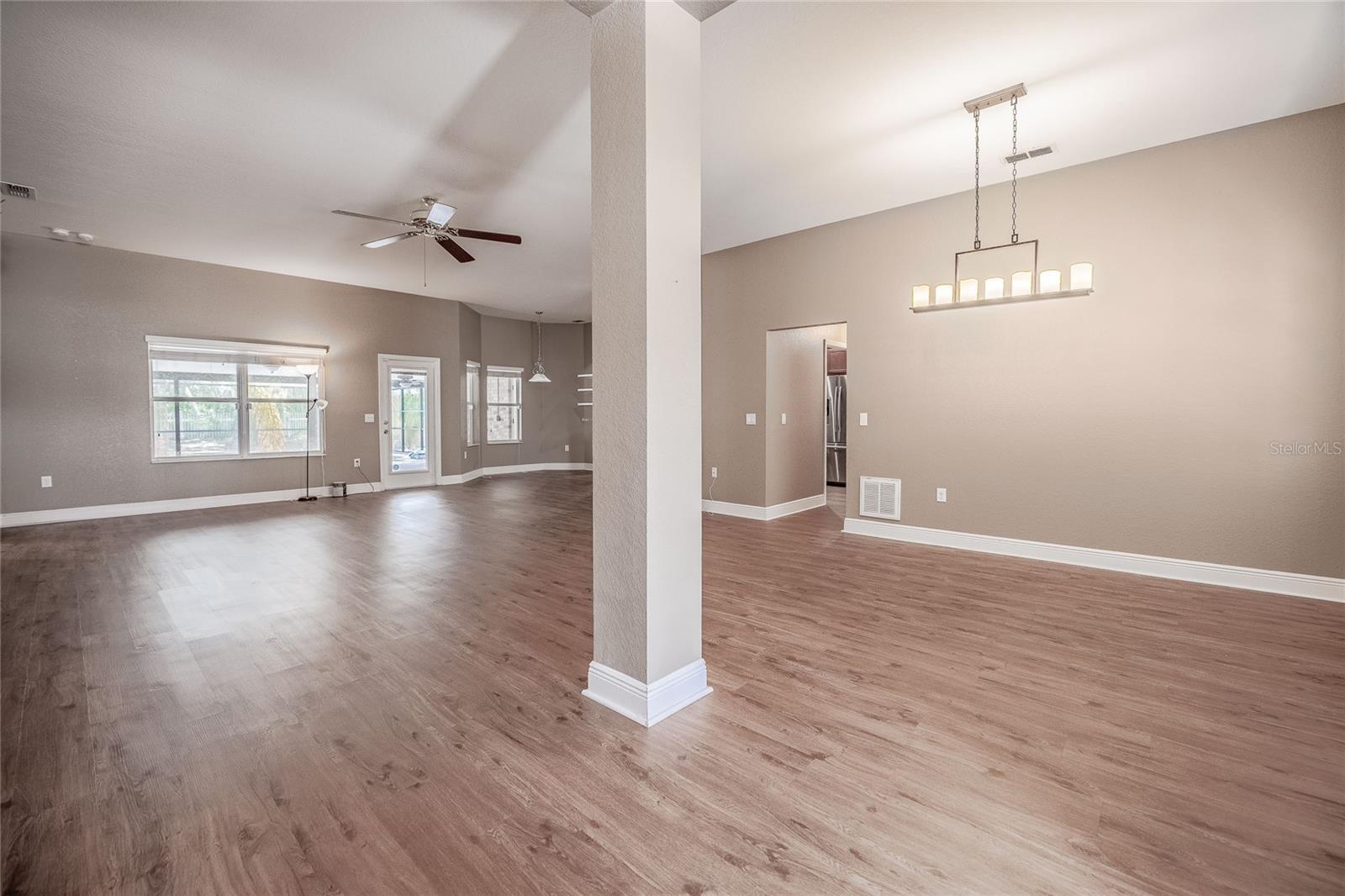 Image 10 of 50 For 2933 Blackwater Oaks Drive