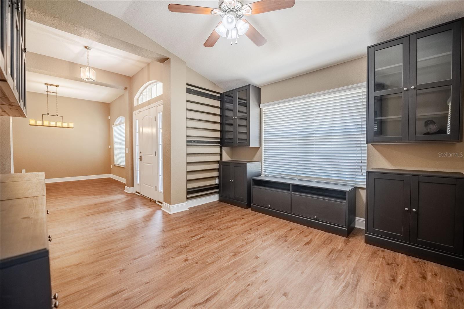 Image 12 of 50 For 2933 Blackwater Oaks Drive
