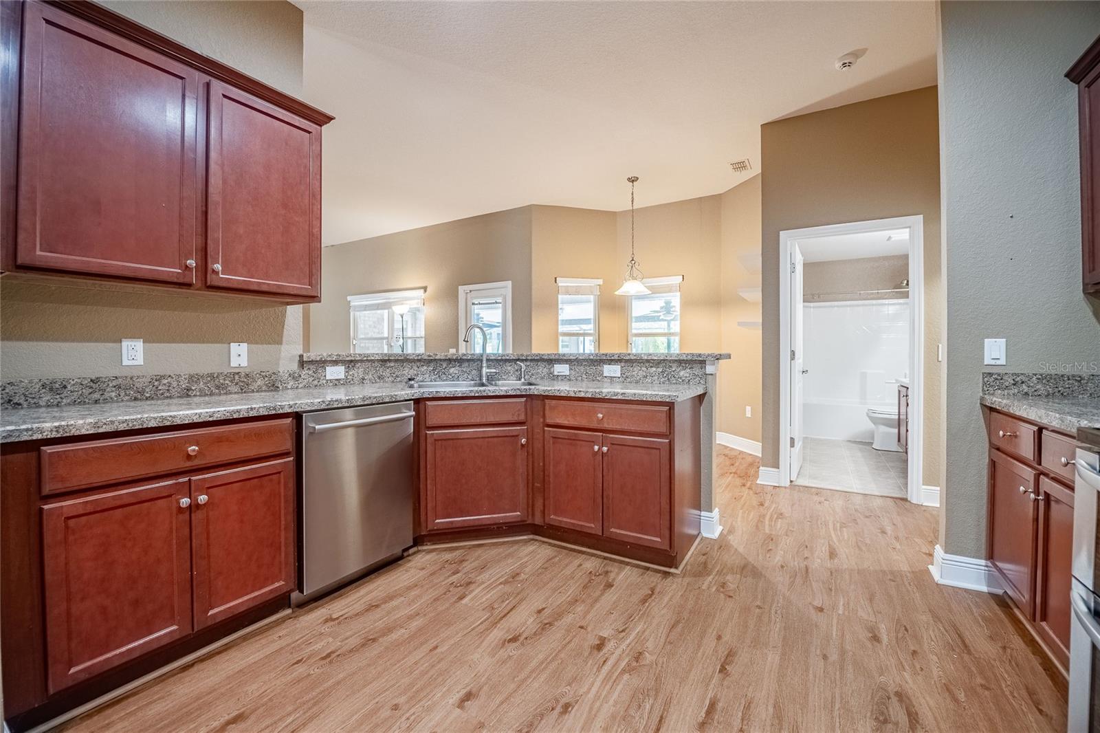 Image 22 of 50 For 2933 Blackwater Oaks Drive