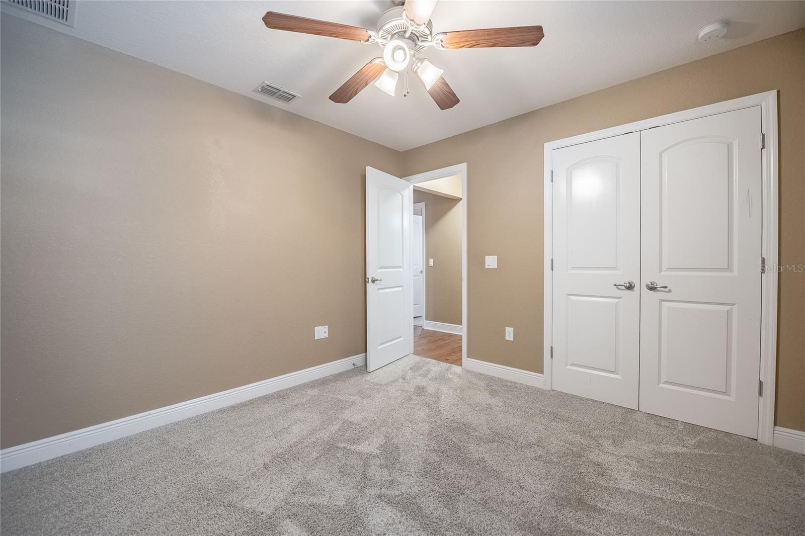 Image 27 of 50 For 2933 Blackwater Oaks Drive