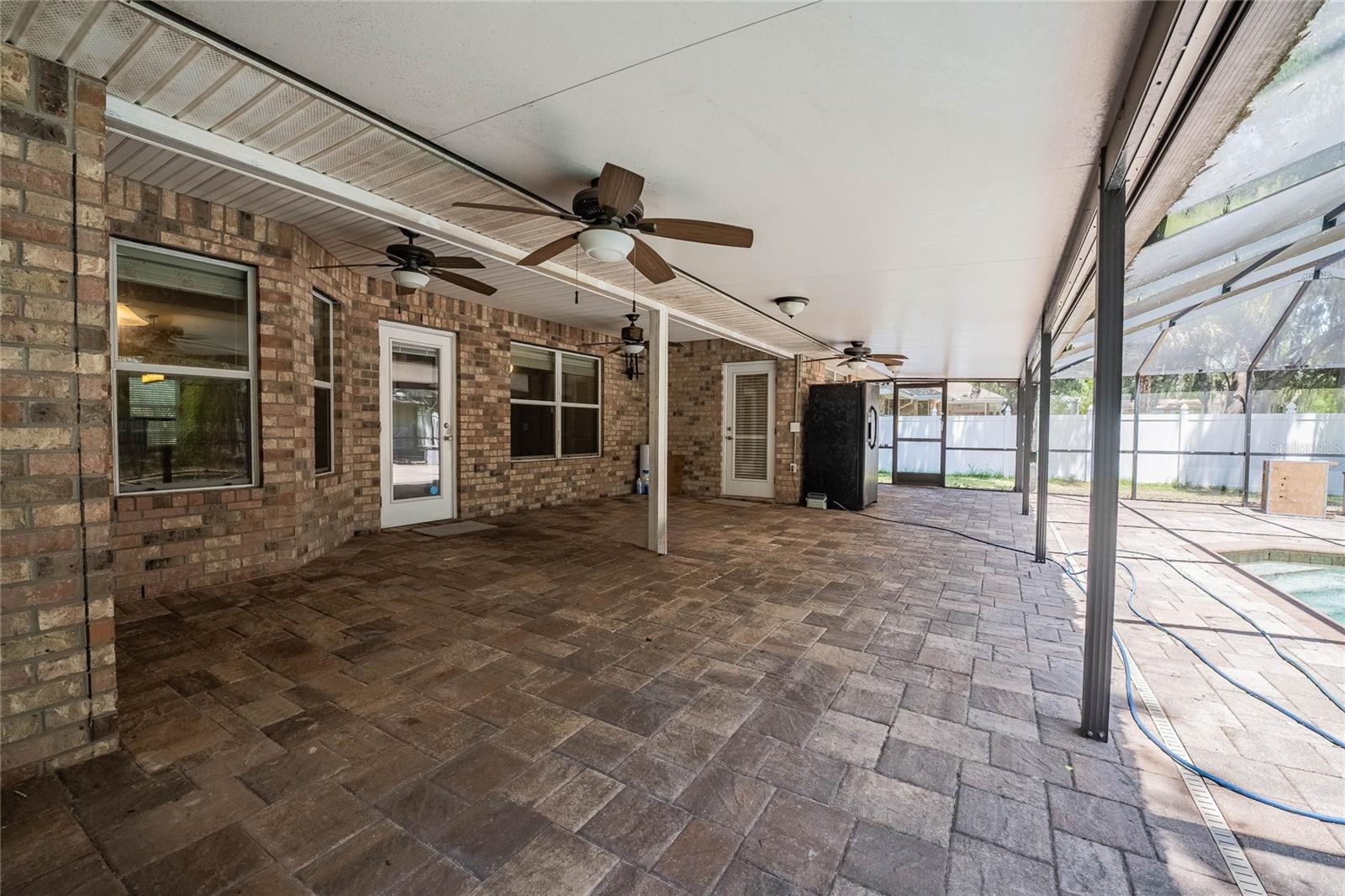 Image 40 of 50 For 2933 Blackwater Oaks Drive