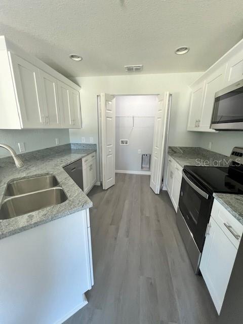 Image 11 of 15 For 4036 Oak Loop 104